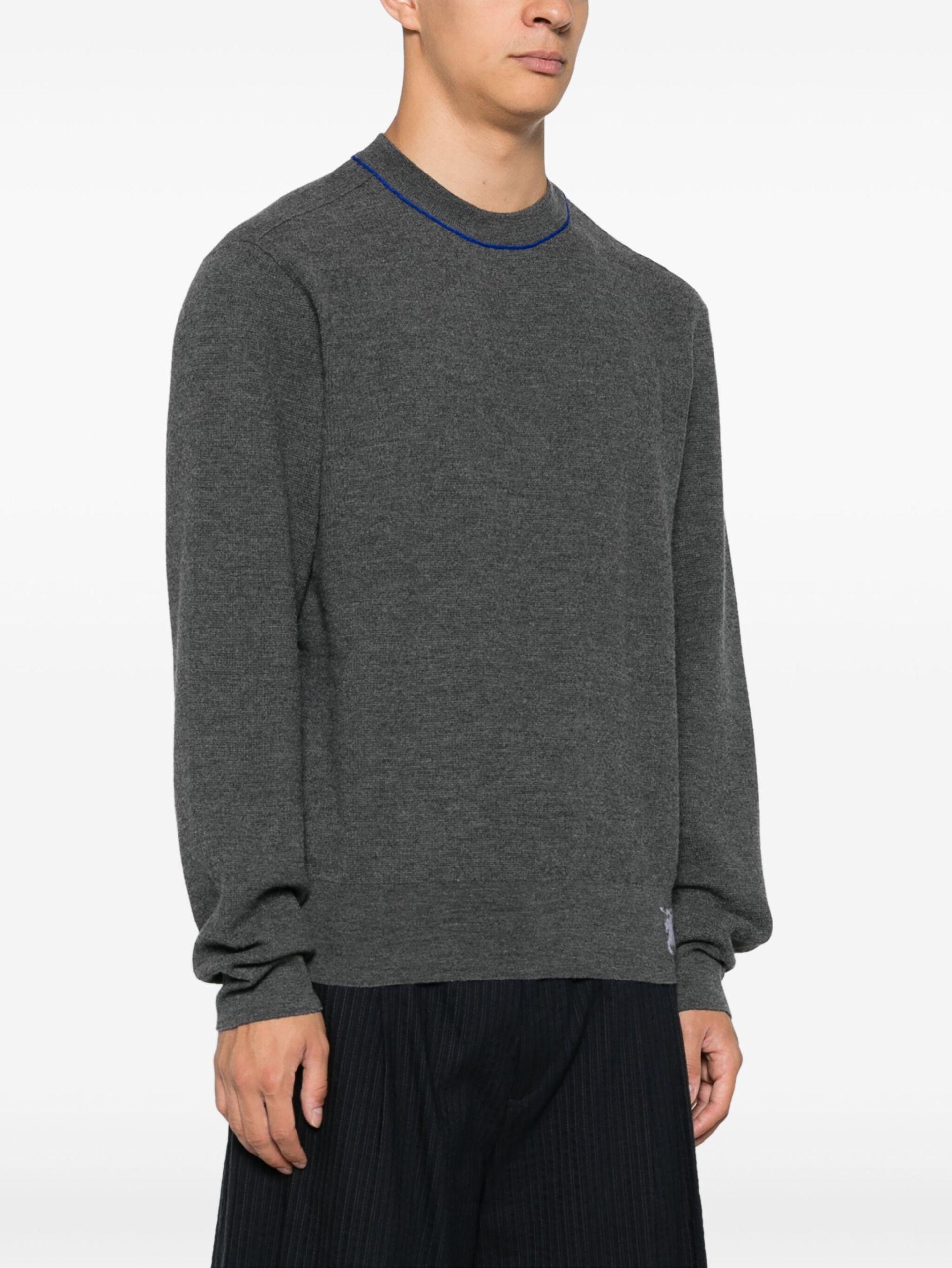 Burberry Equestrian Knight-Intarsia Knit Sweater in Gray for