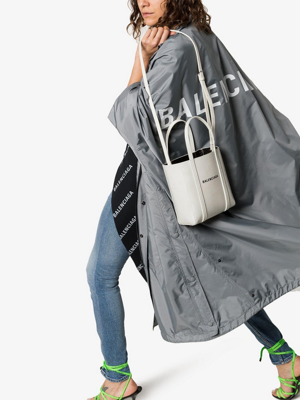 Balenciaga Everyday Xxs Leather Tote Bag in White | Lyst