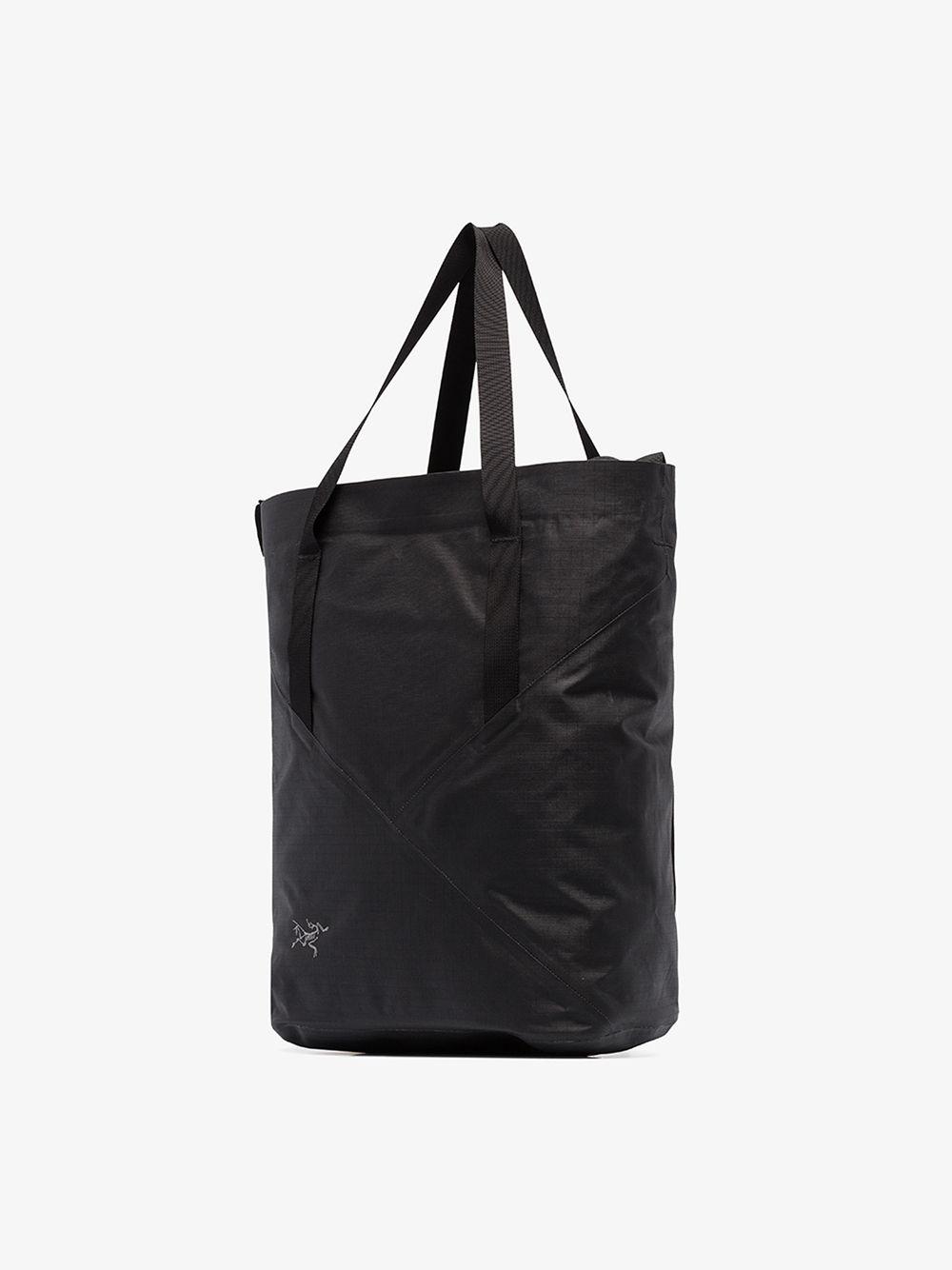 arcteryx-black-Black-Granville