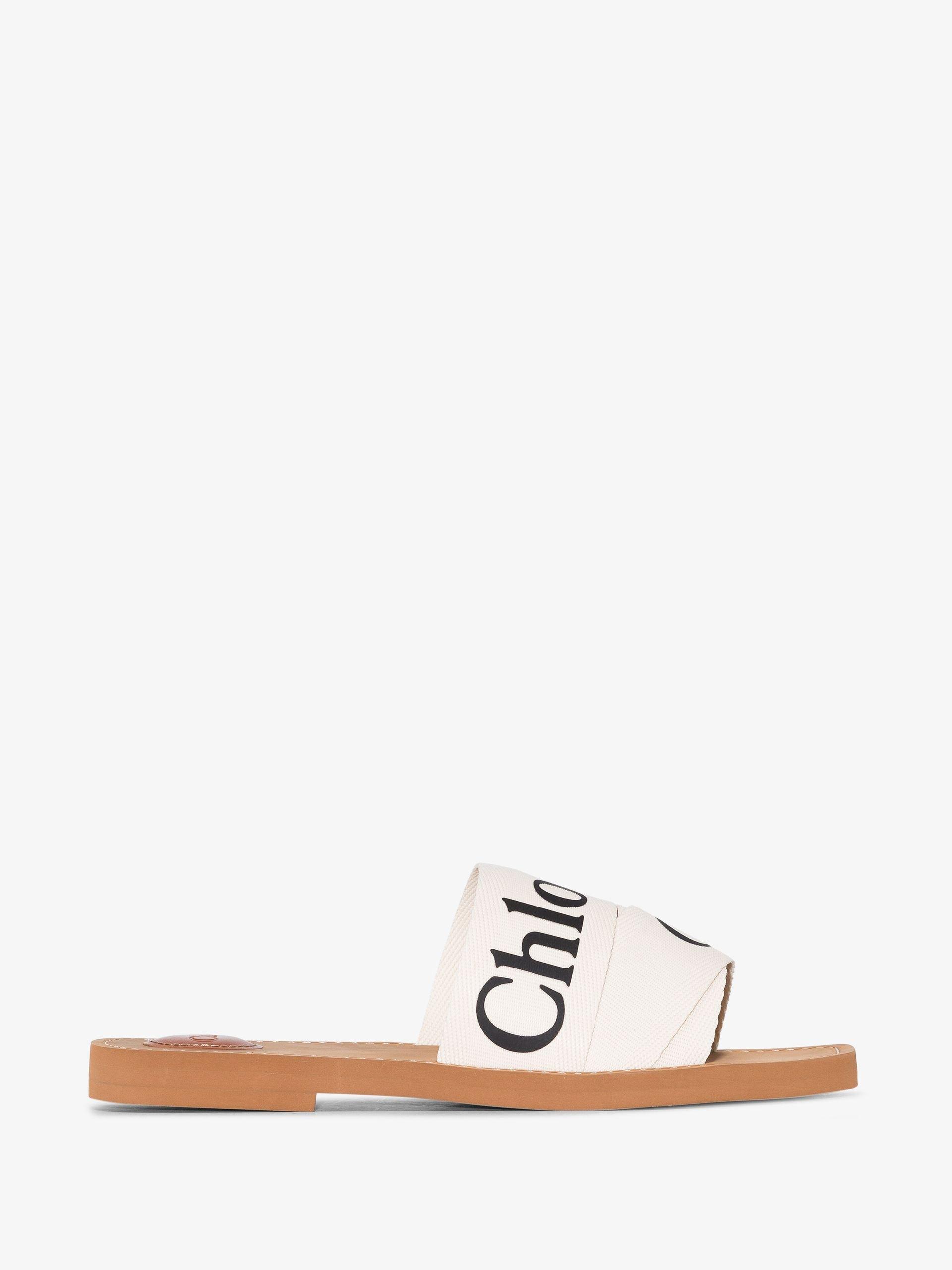Chloé Woody Logo-print Canvas Sandals in White | Lyst