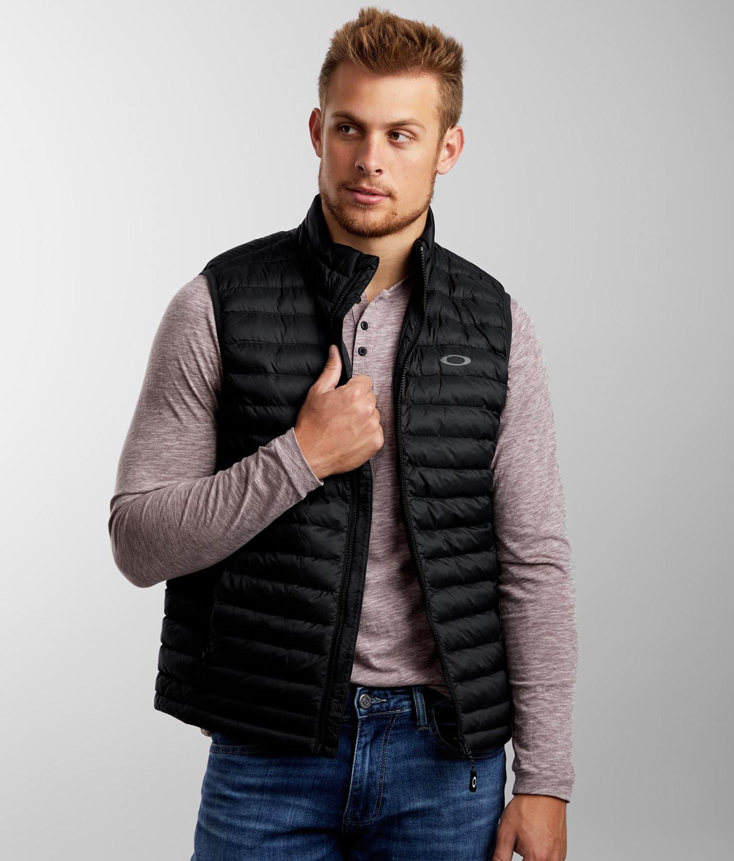 Oakley Meridian Puffer Vest in Black for Men | Lyst