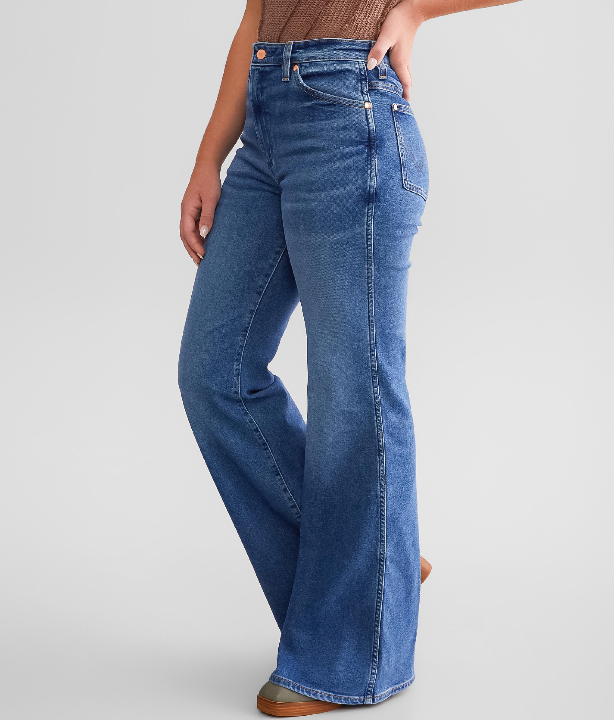 Wrangler High Rise Wanderer Flare Jean in Blue Lyst