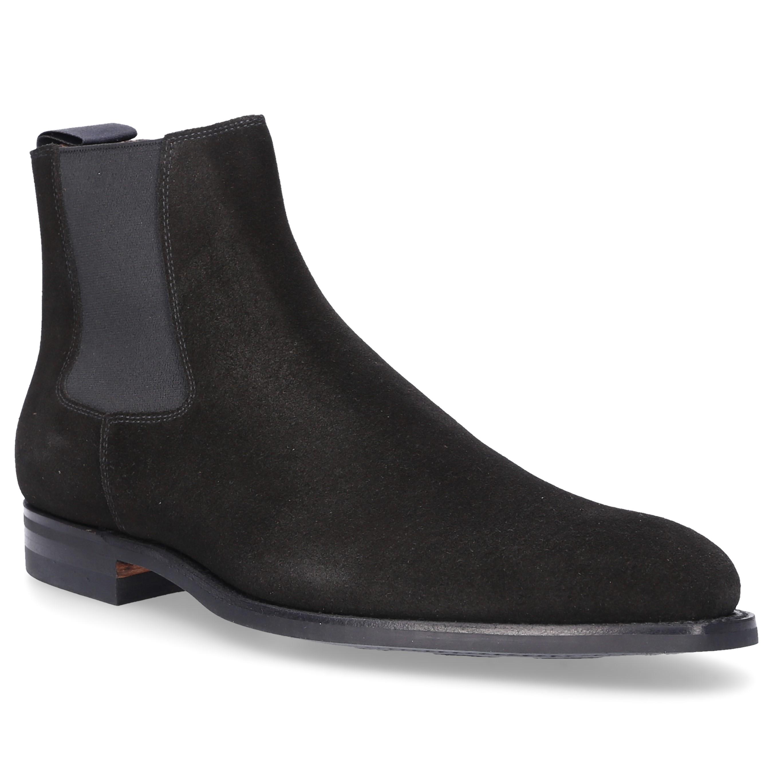 crockett and jones chelsea boots