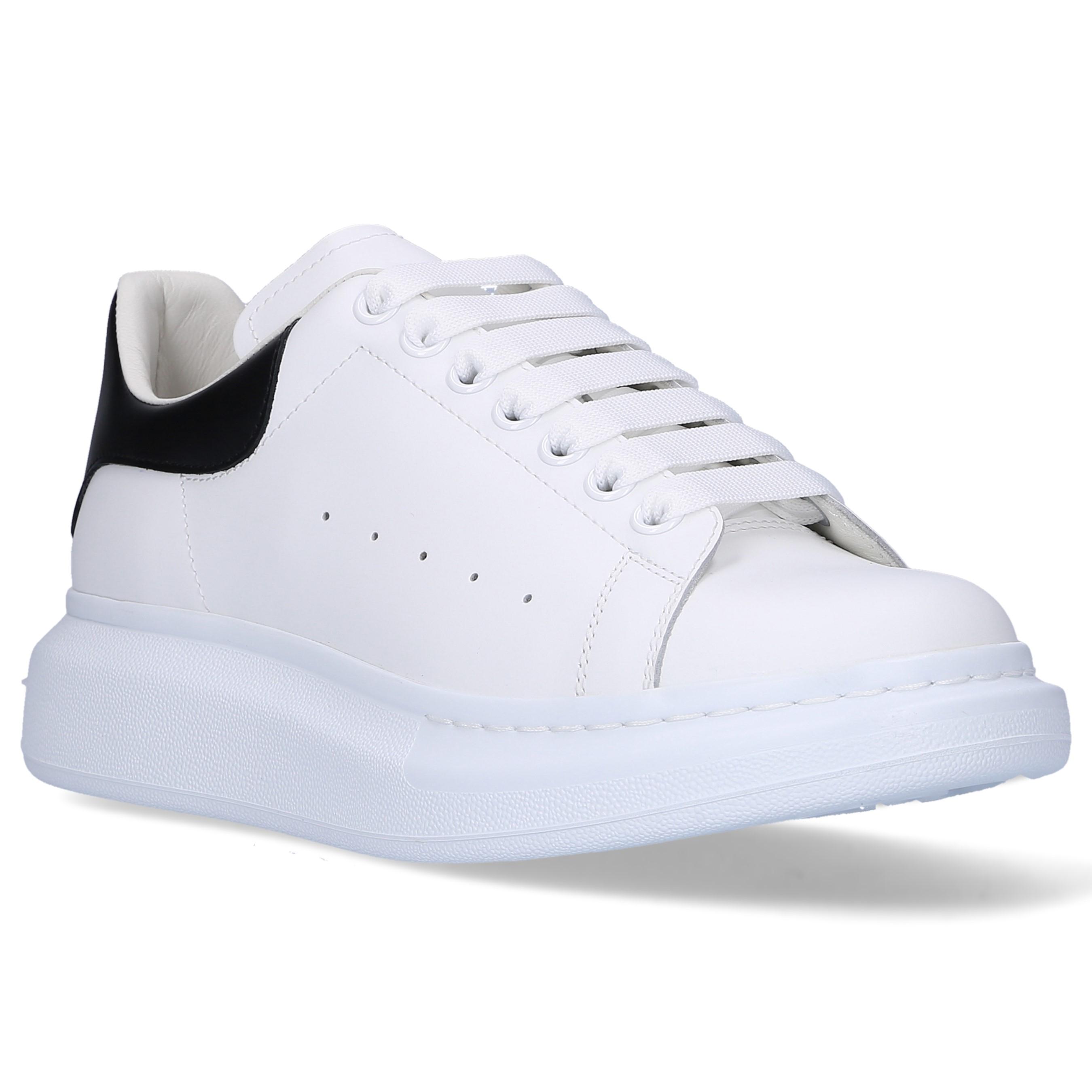 alexander mcqueen larry