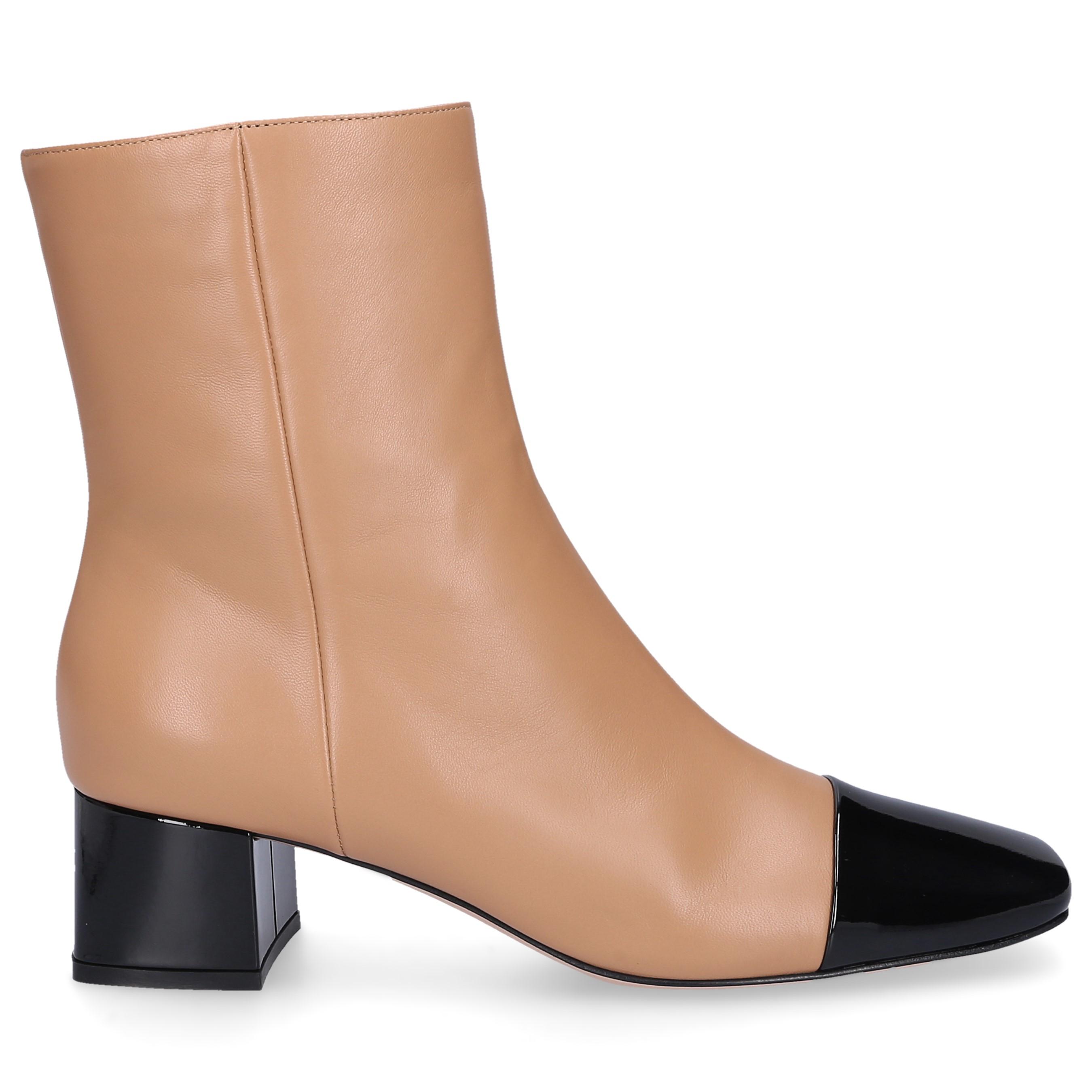gianvito rossi beige boots
