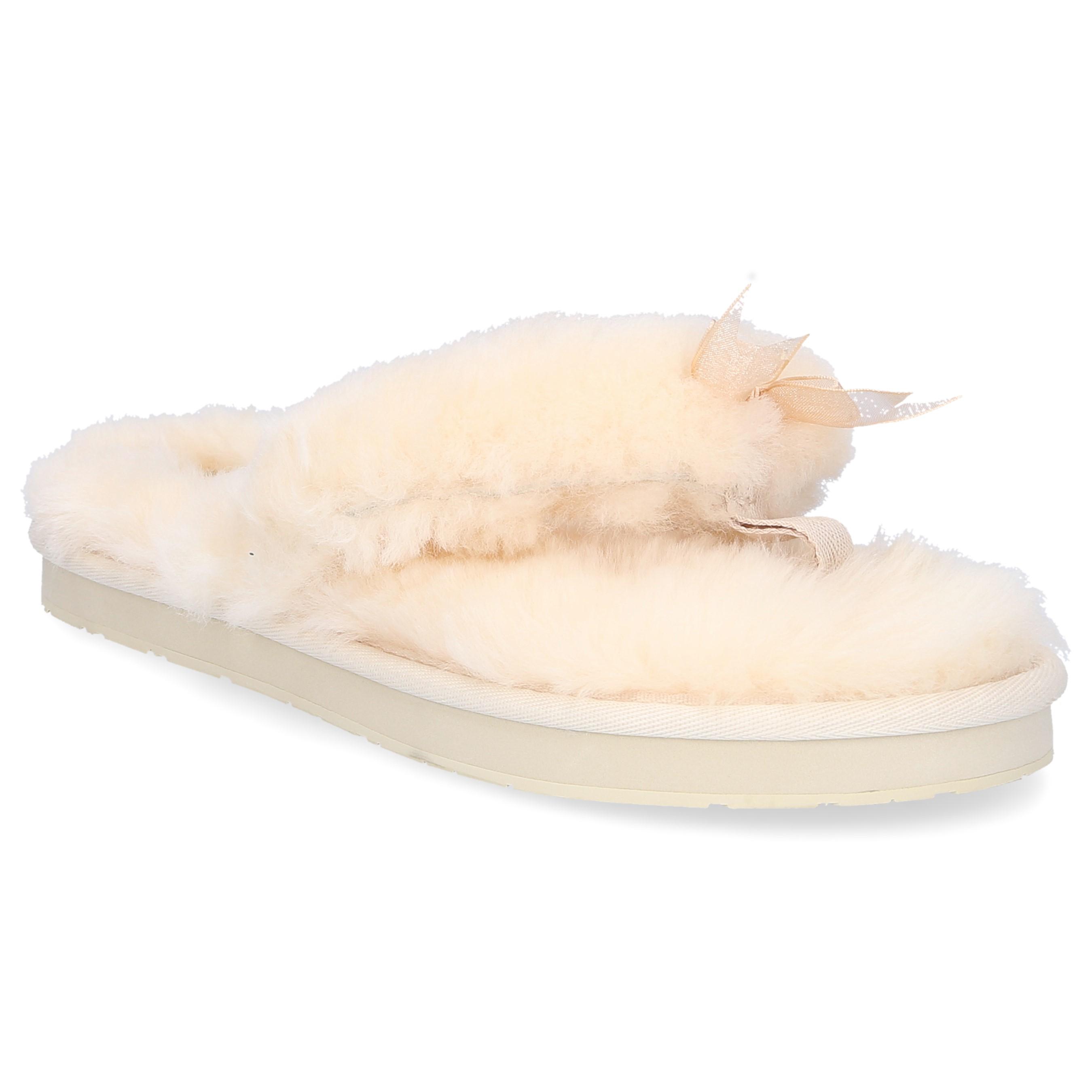 UGG Fluff Flip Flop Iii in Natural | Lyst