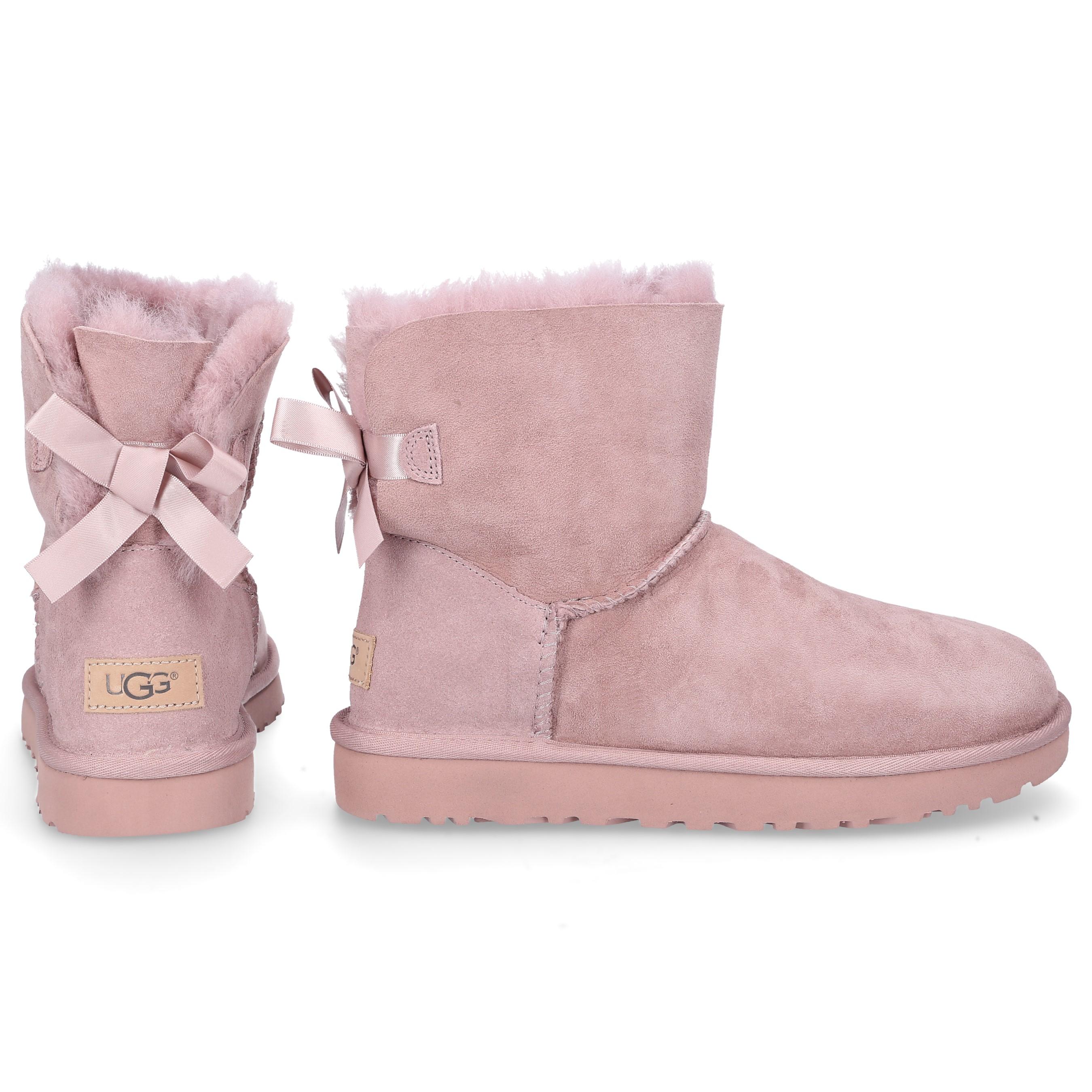 pink low top uggs