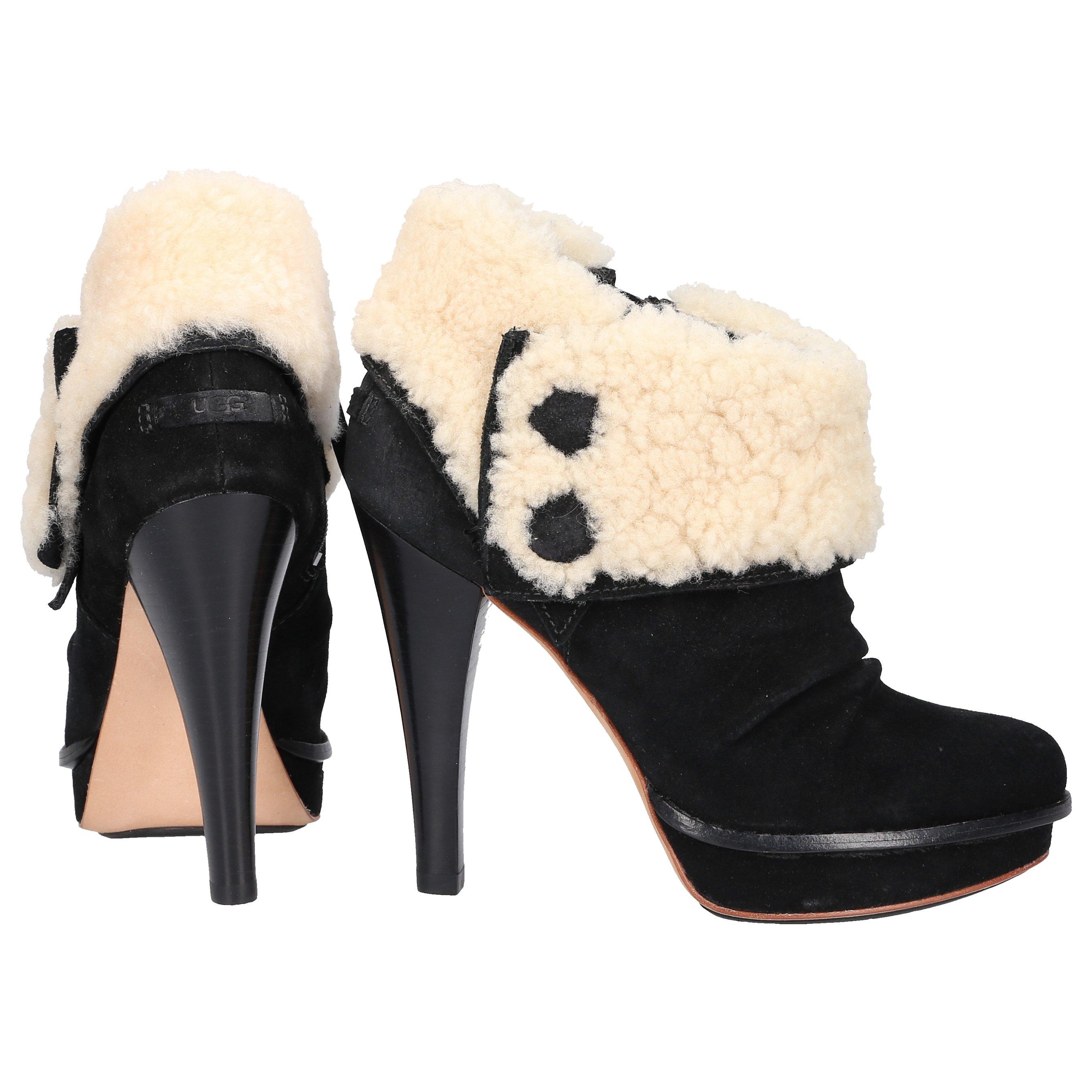 UGG Ankle Boots 1001715 Fur Upper in Black | Lyst