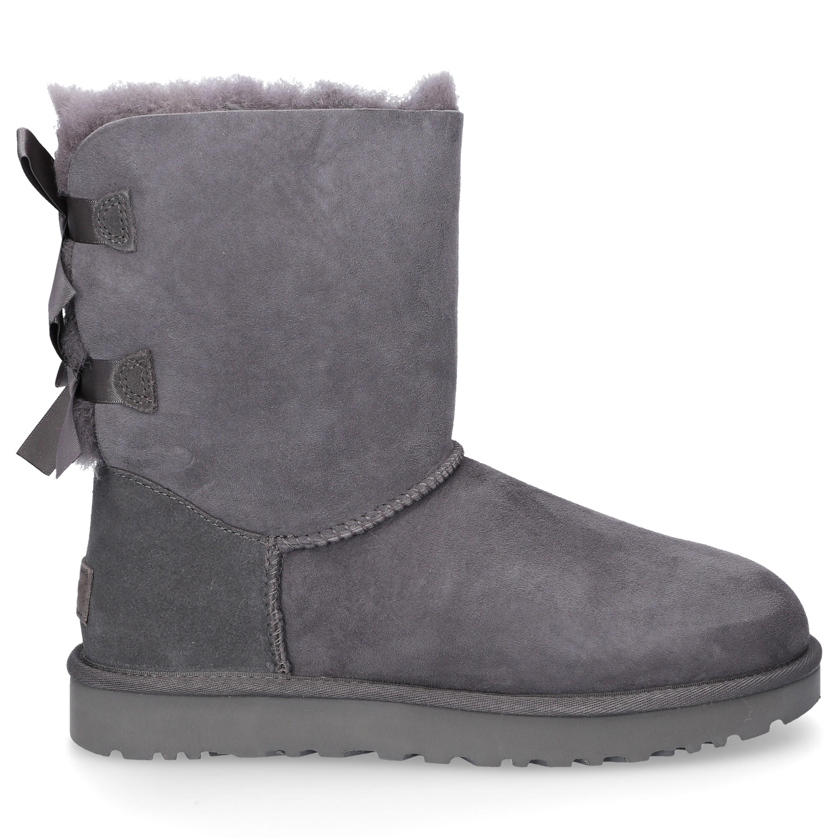UGG Ankle Boots Bailey Suede Logo Grey in Gray - Lyst