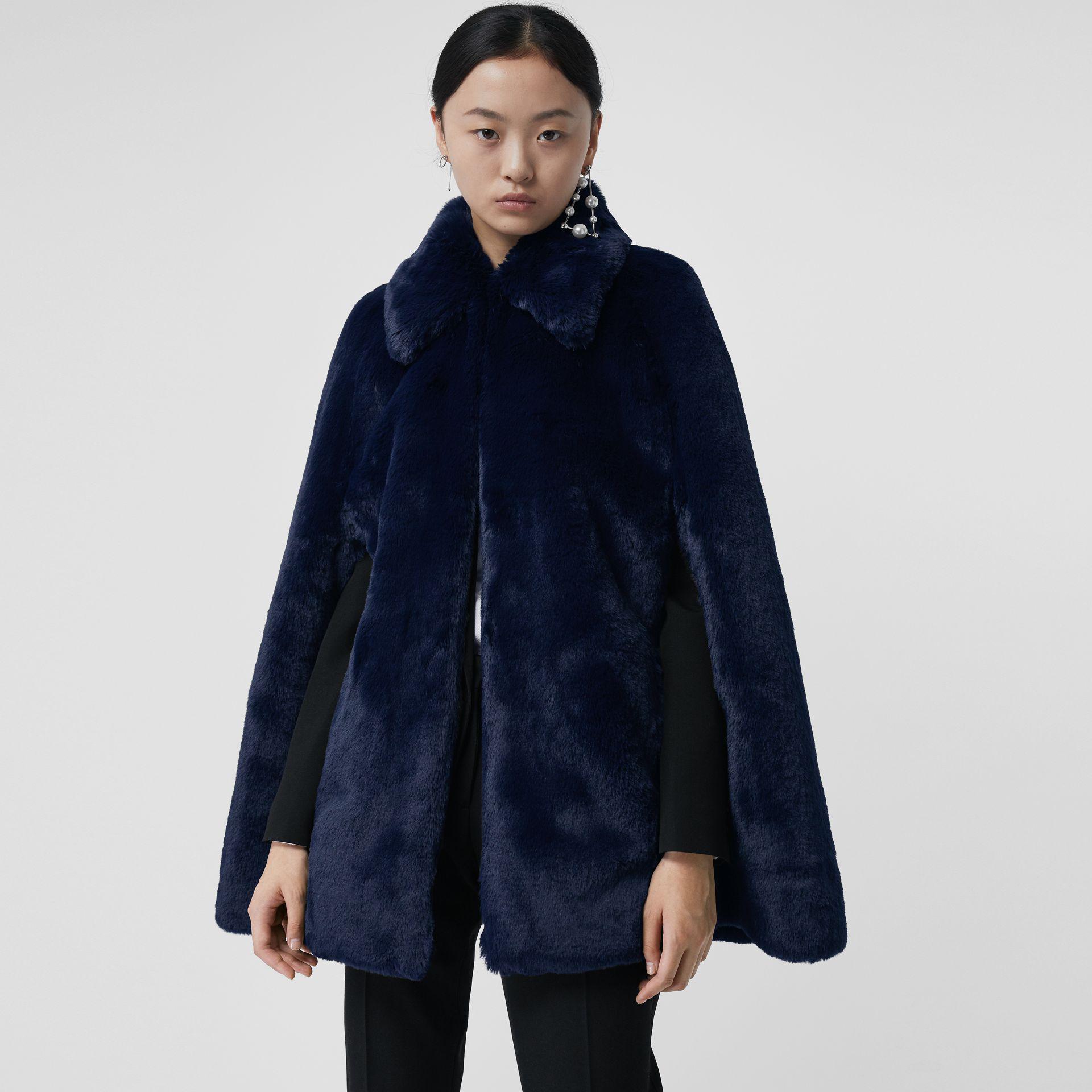Burberry Faux Fur Cape in Navy (Blue 