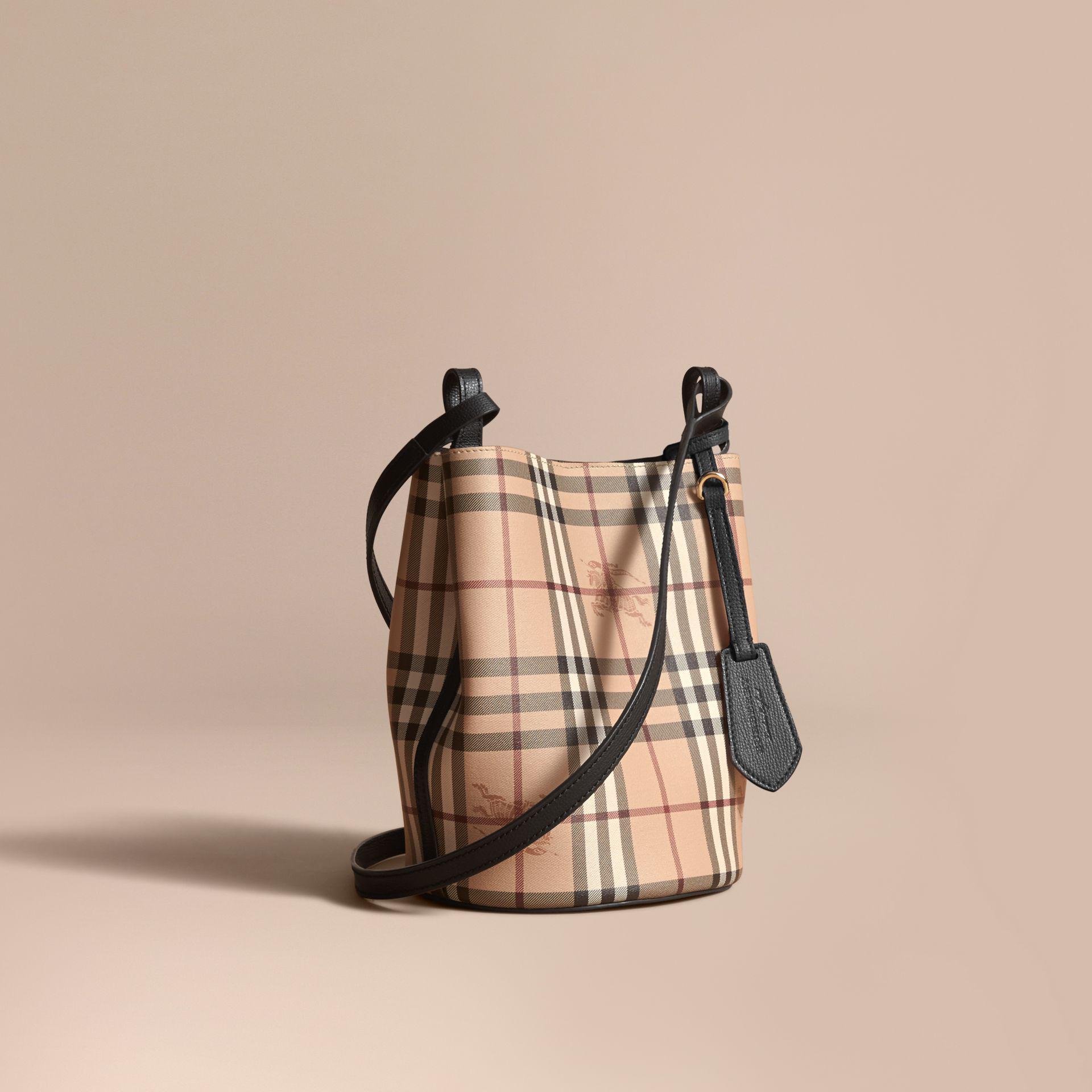 Burberry London Horseferry Check Bucket Bag For Sale at 1stDibs