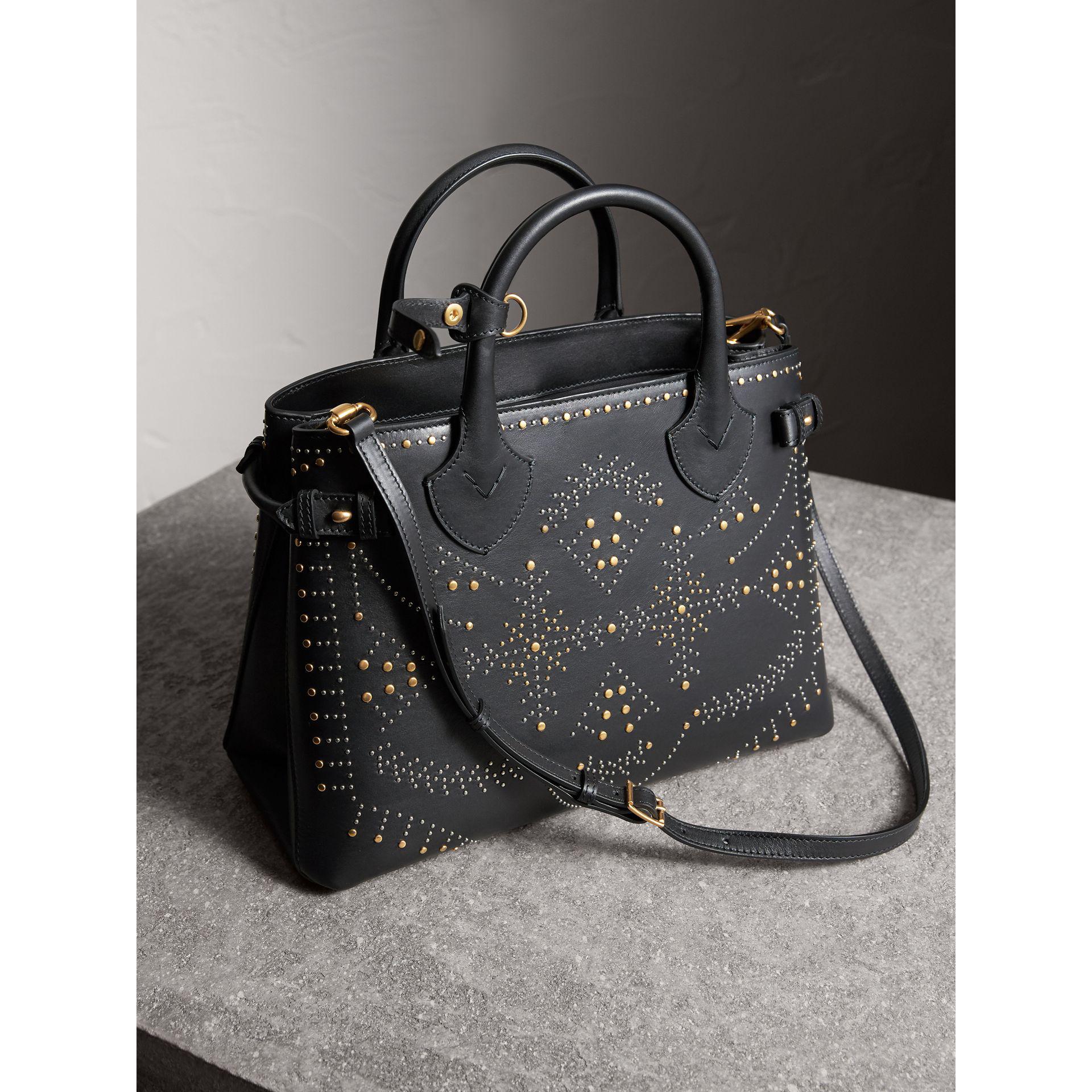 burberry banner medium