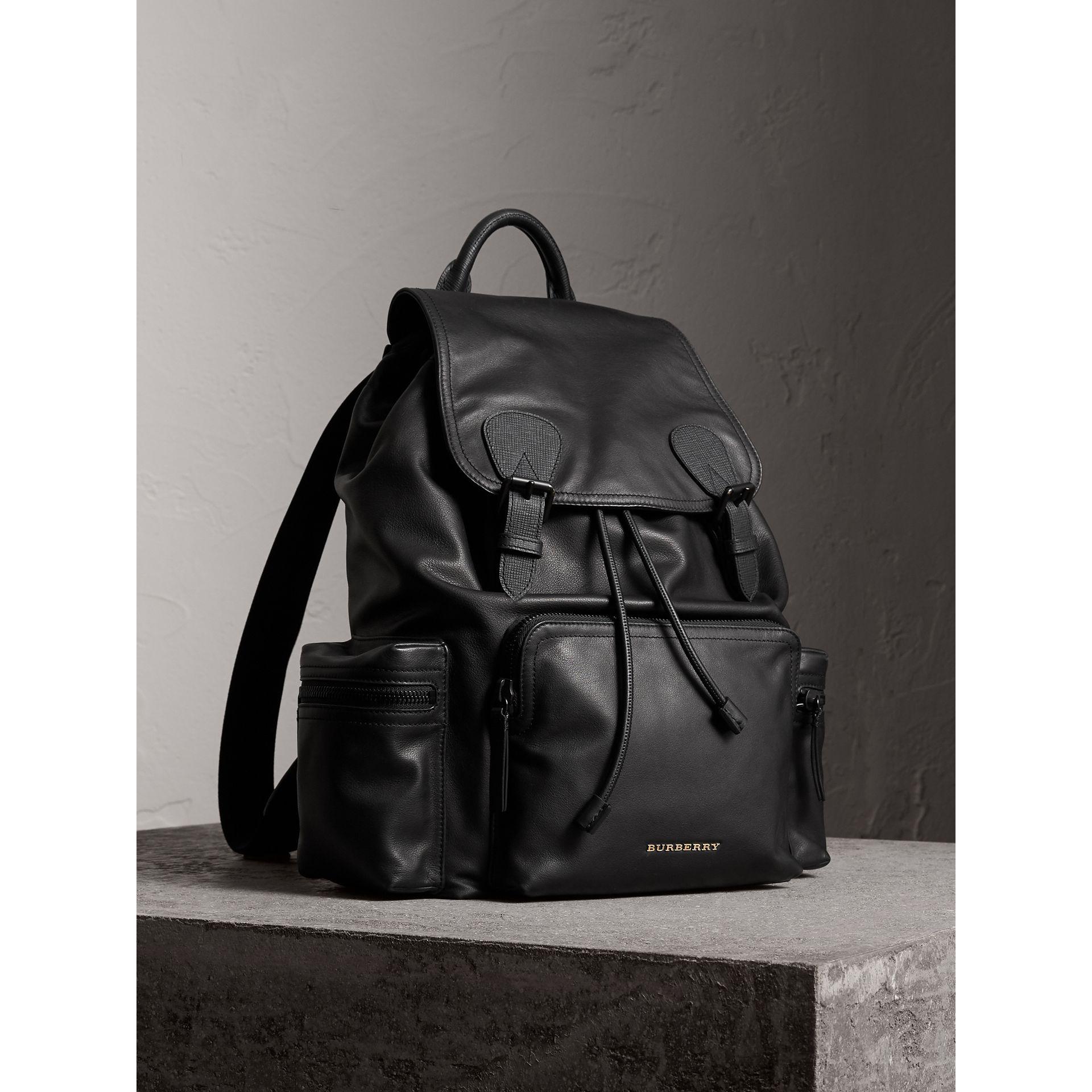 Burberry The Large Rucksack In Water-repellent Leather Black - Lyst