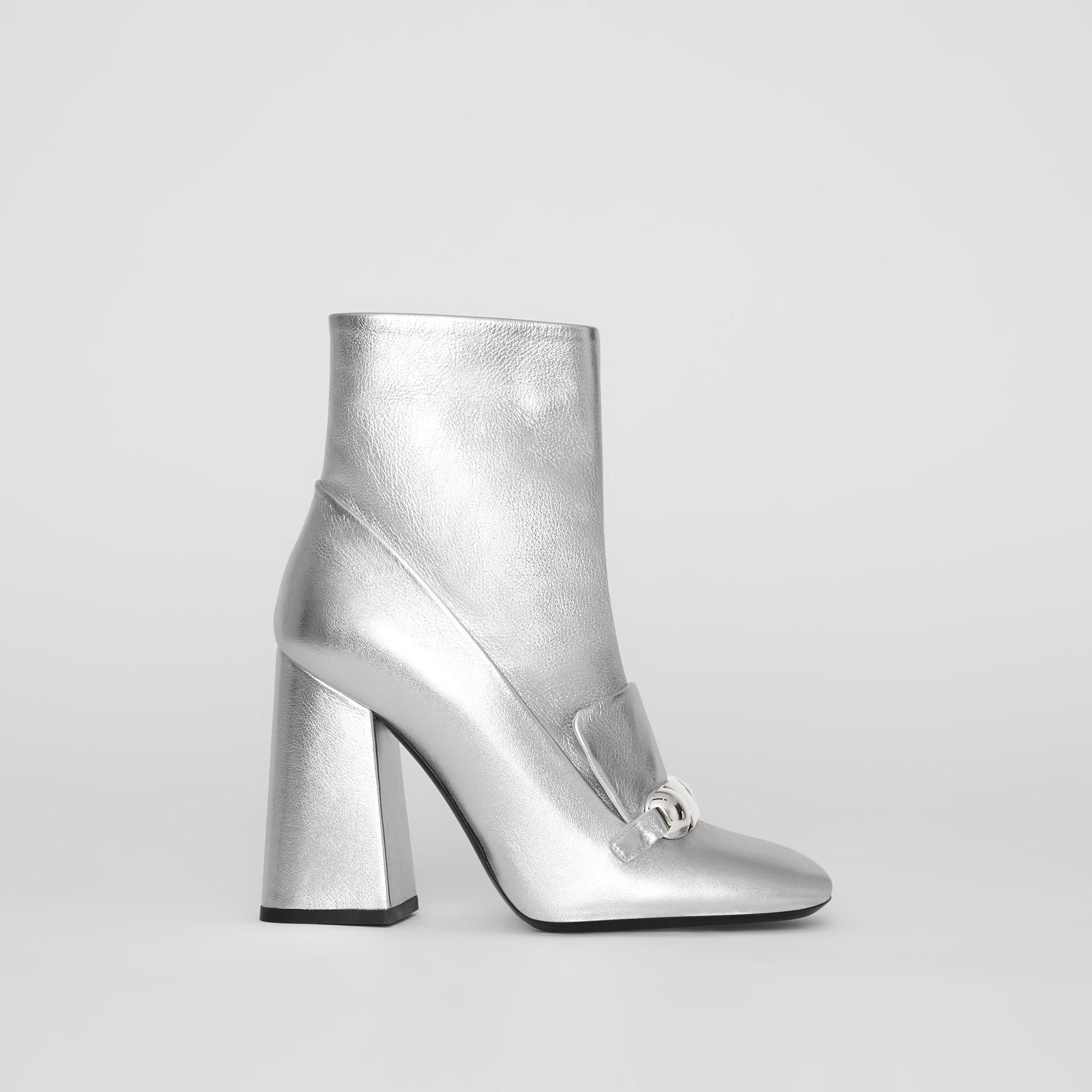 burberry boots silver