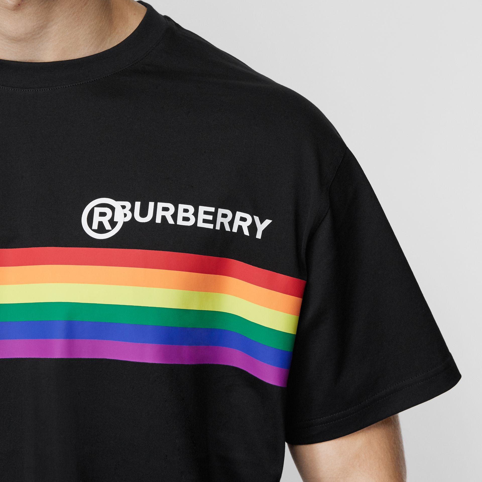 Burberry Rainbow Stripe Print Cotton Oversized T-shirt in Black for Men |  Lyst Canada