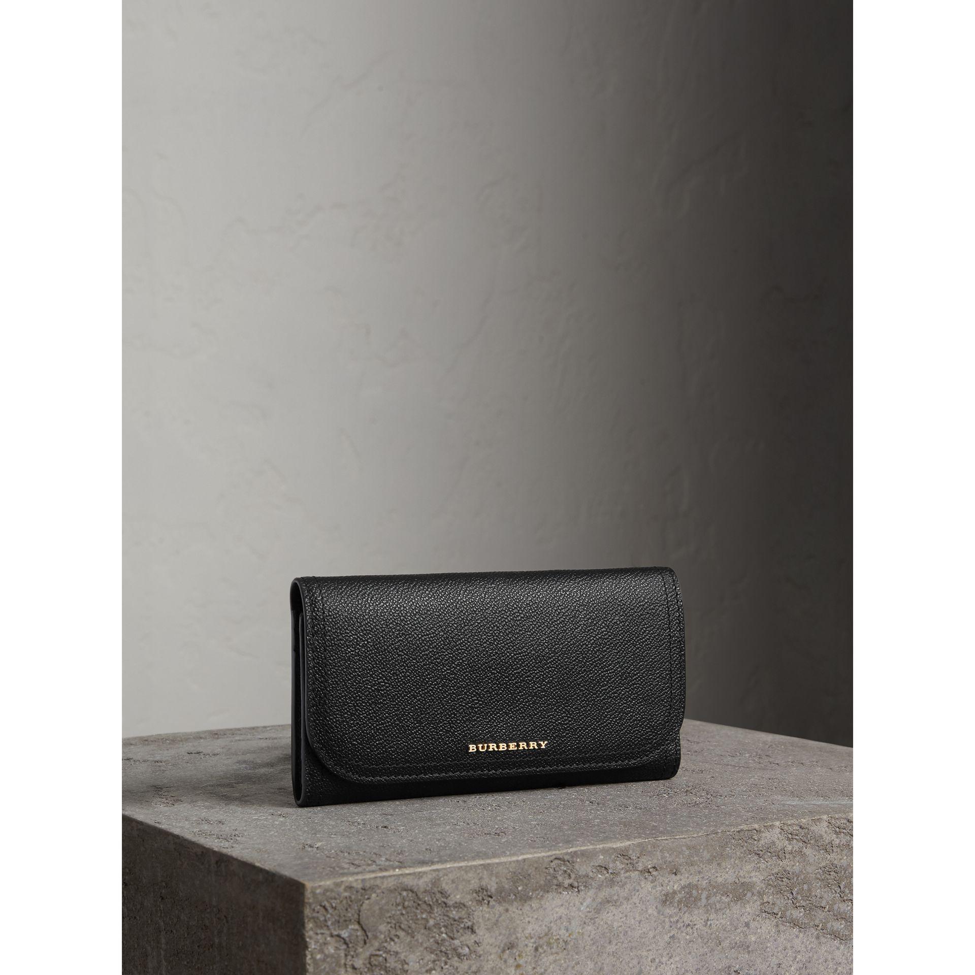 Burberry Leather Continental Wallet With Removable Coin Case Black