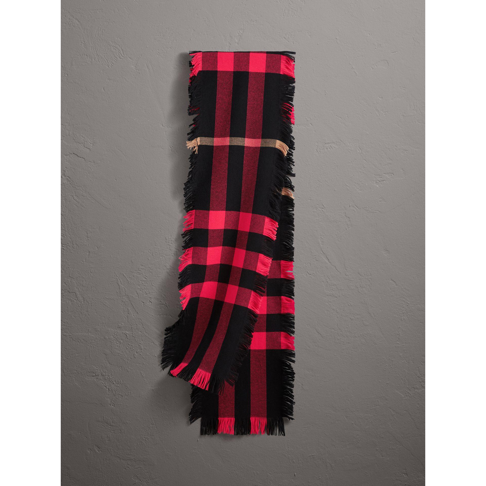 burberry fringed check wool scarf