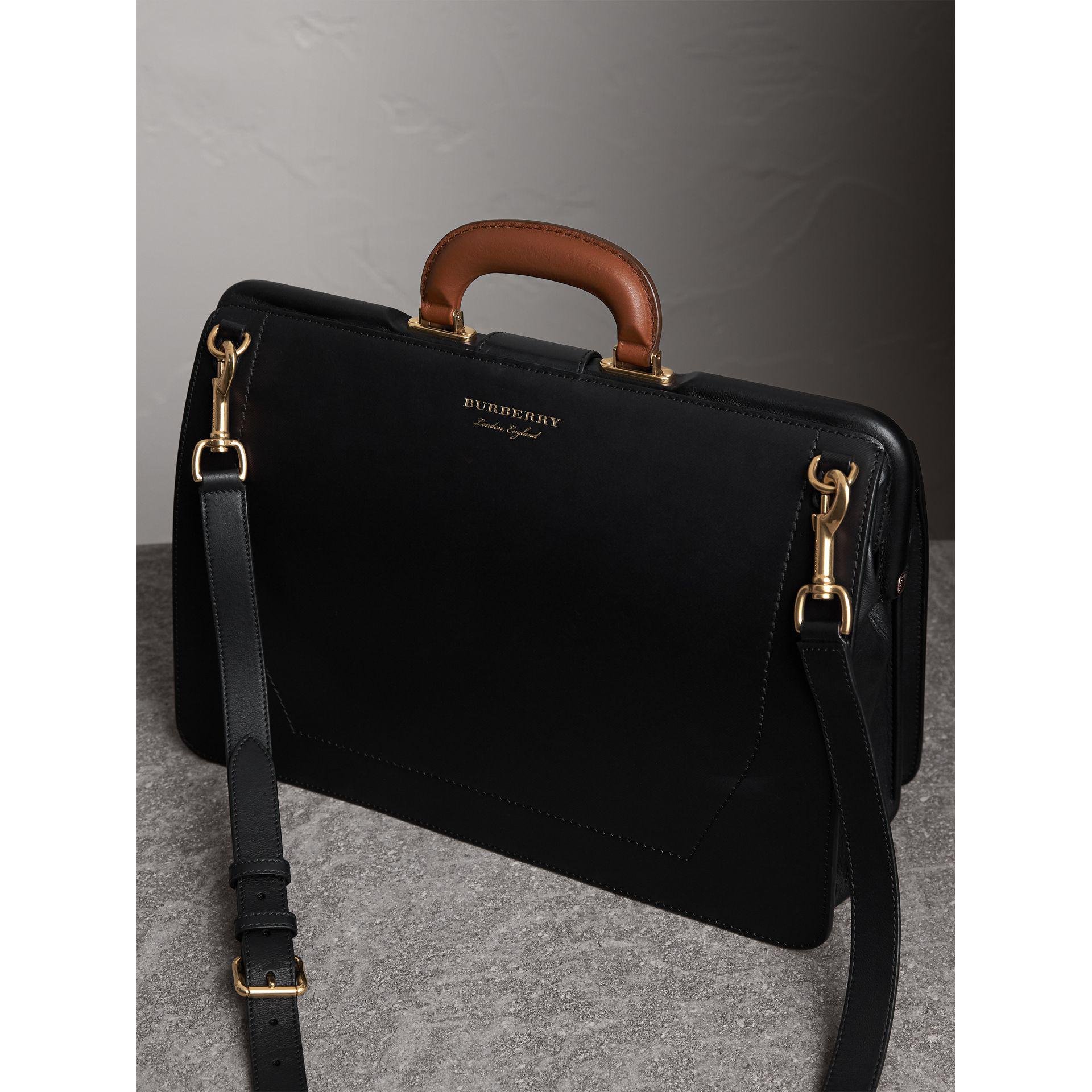 Anemone fisk Opfattelse Føde Burberry Leather The Dk88 Doctor's Bag Black - Lyst