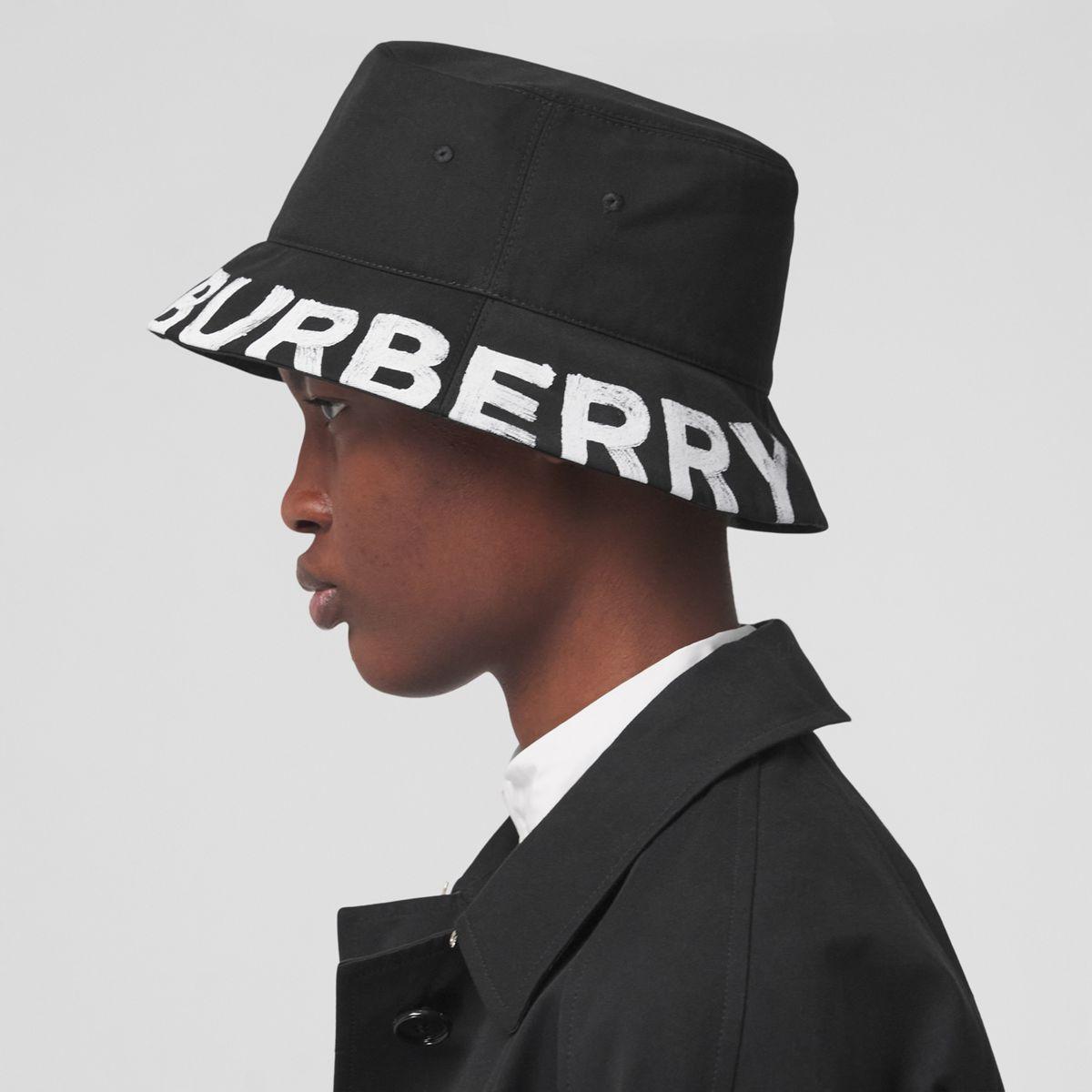 Burberry Reversible Logo Print Cotton Gabardine Bucket Hat in Black | Lyst