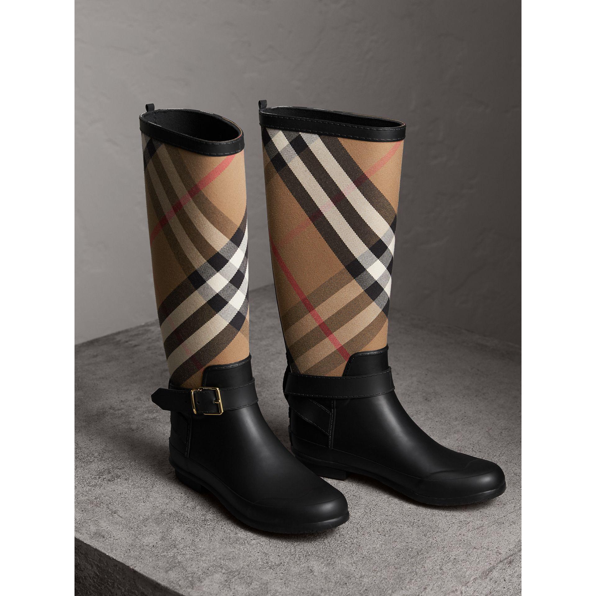 burberry belt detail check and rubber rain boots