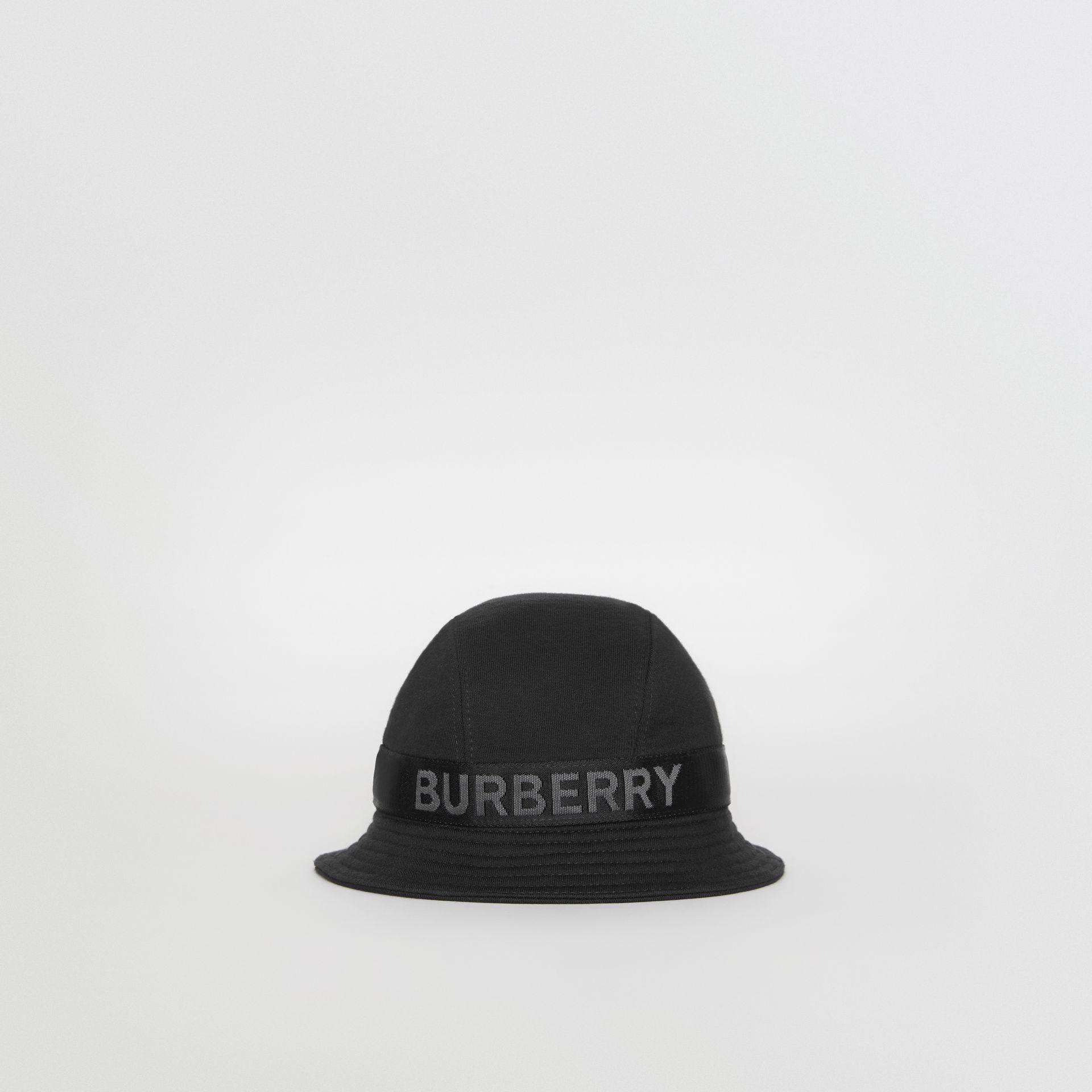 burberry bucket hat black