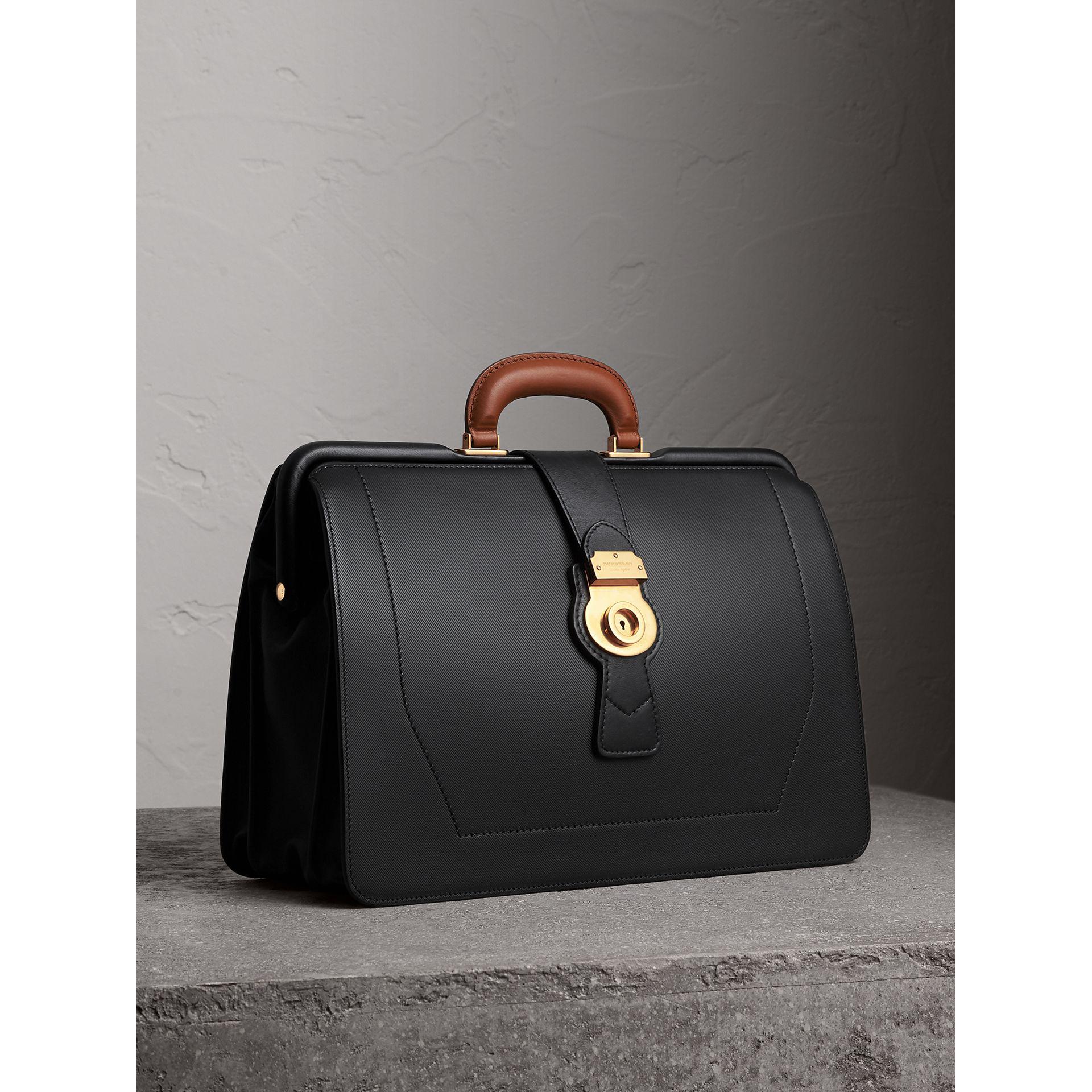 Burberry doctor's bag price hot sale