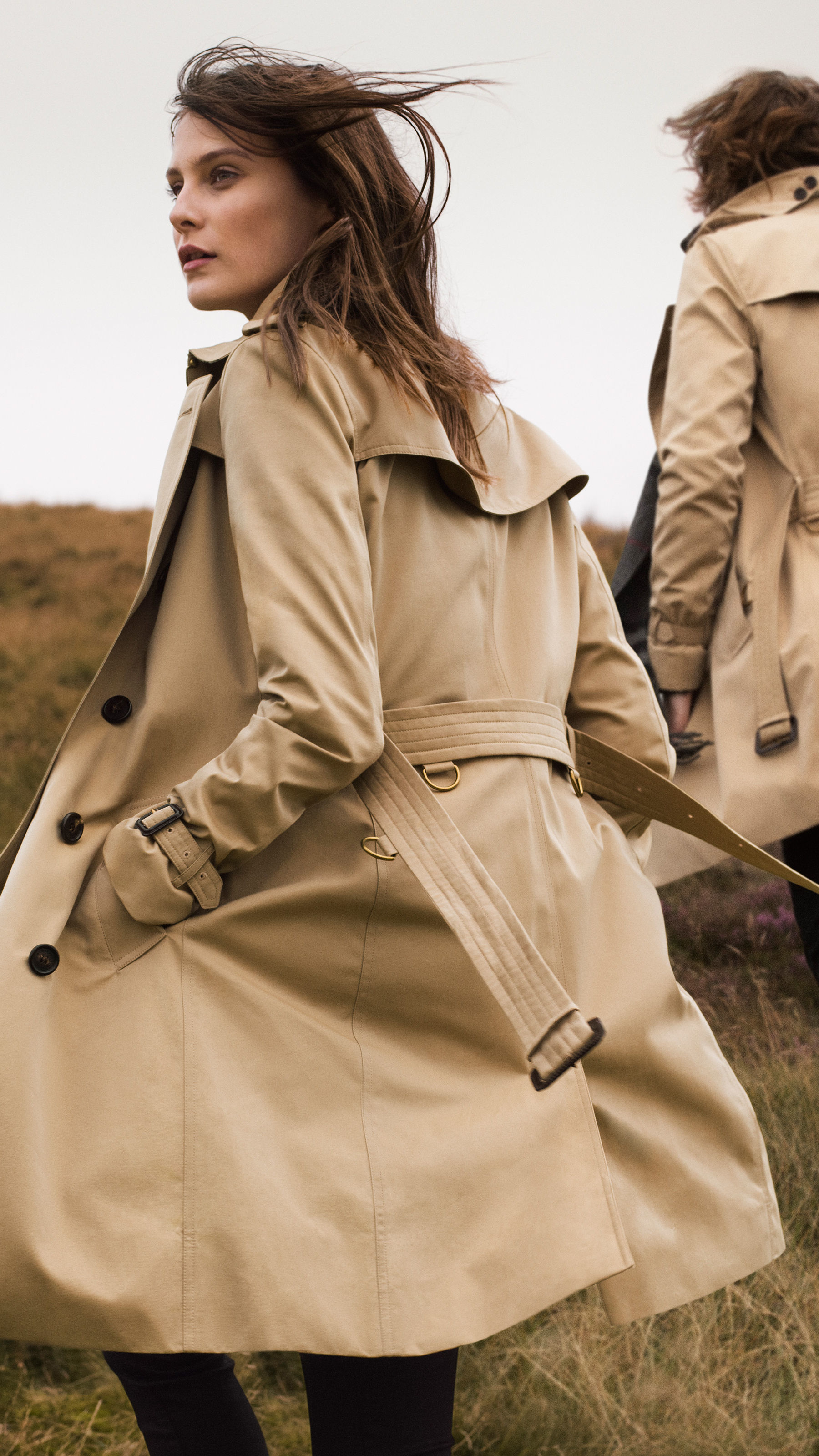 The Westminster Heritage Trench Coat In Black Men Burberry® Official ...