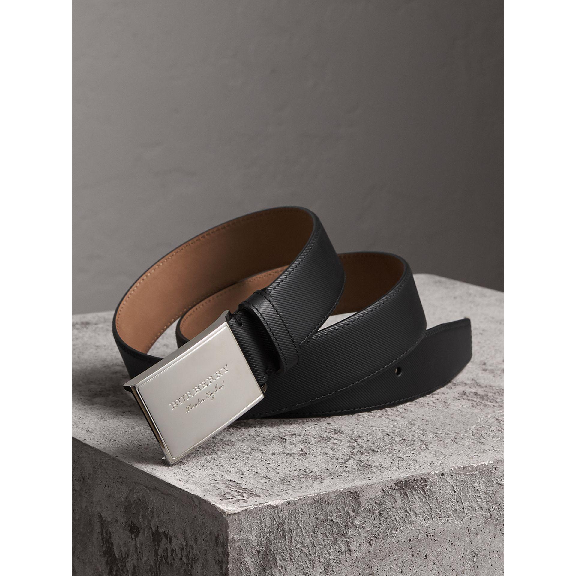 Lyst Burberry Brass Plaque Buckle Trench Leather Belt in Black for Men