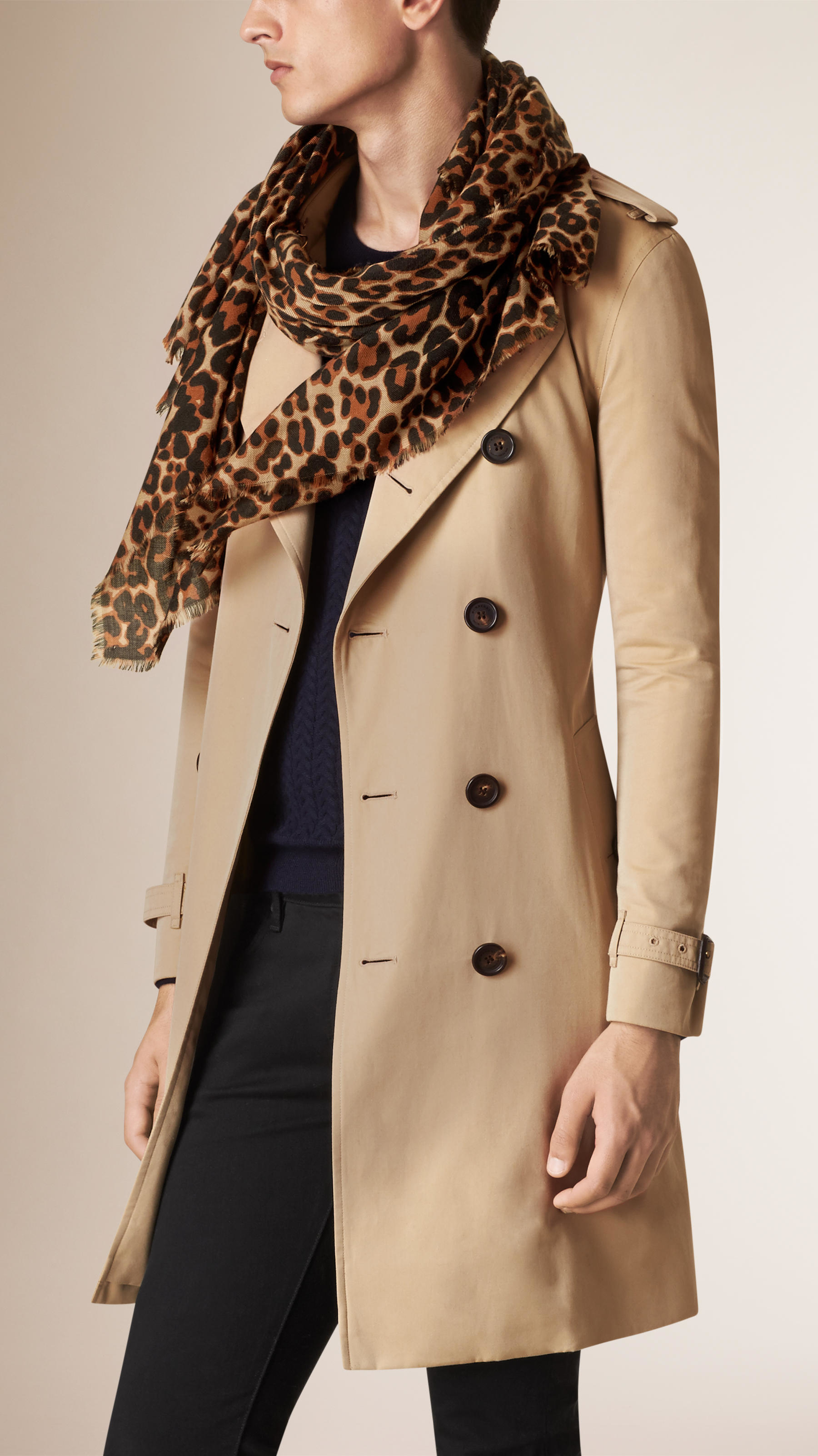 Burberry The Lightweight Cashmere Scarf In Animal Print Camel in Multicolor | Lyst