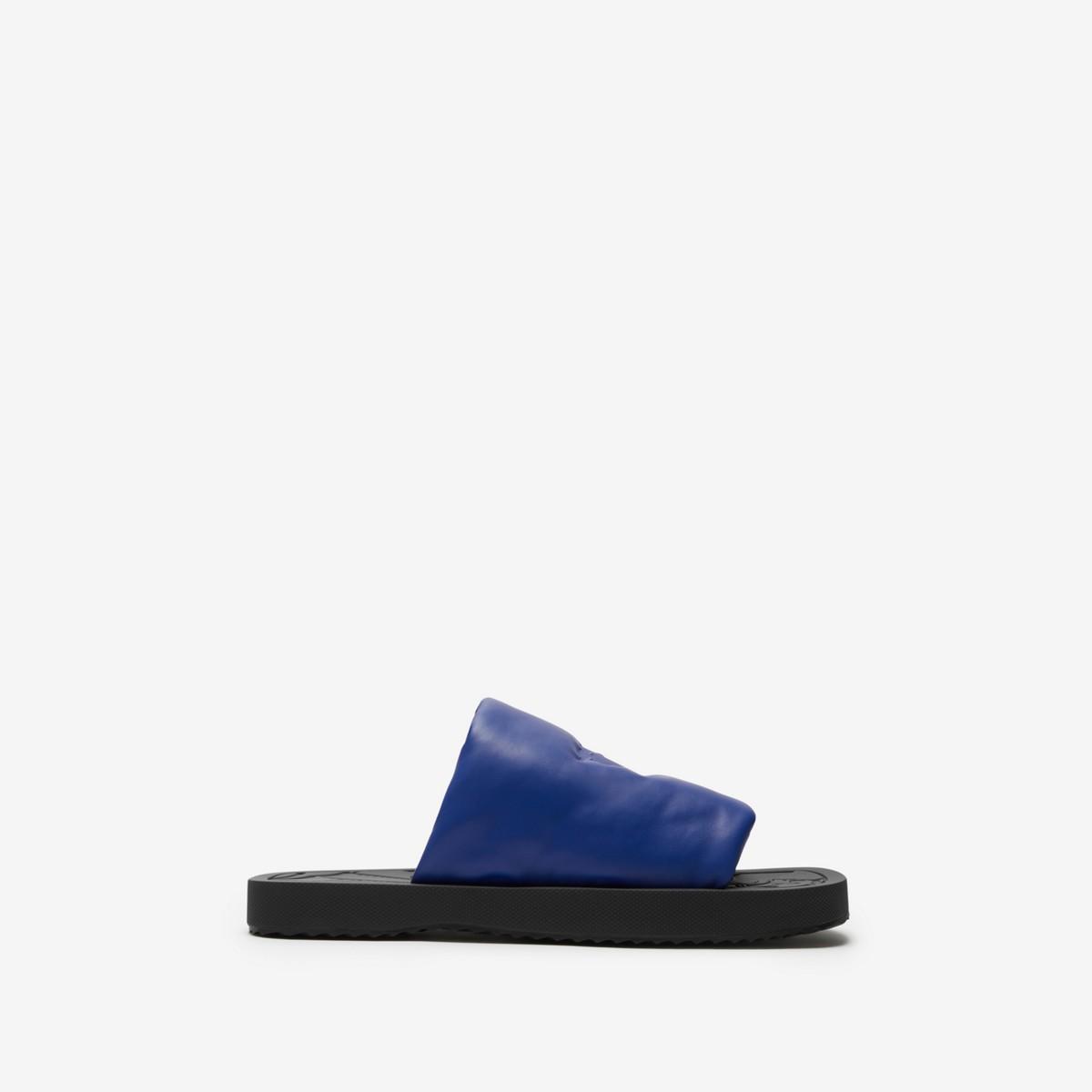 Blue burberry slides hot sale