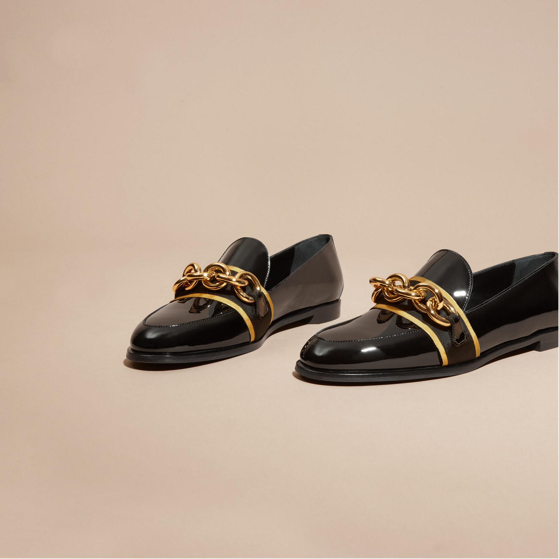 Lyst Burberry Chain Detail Leather Loafers