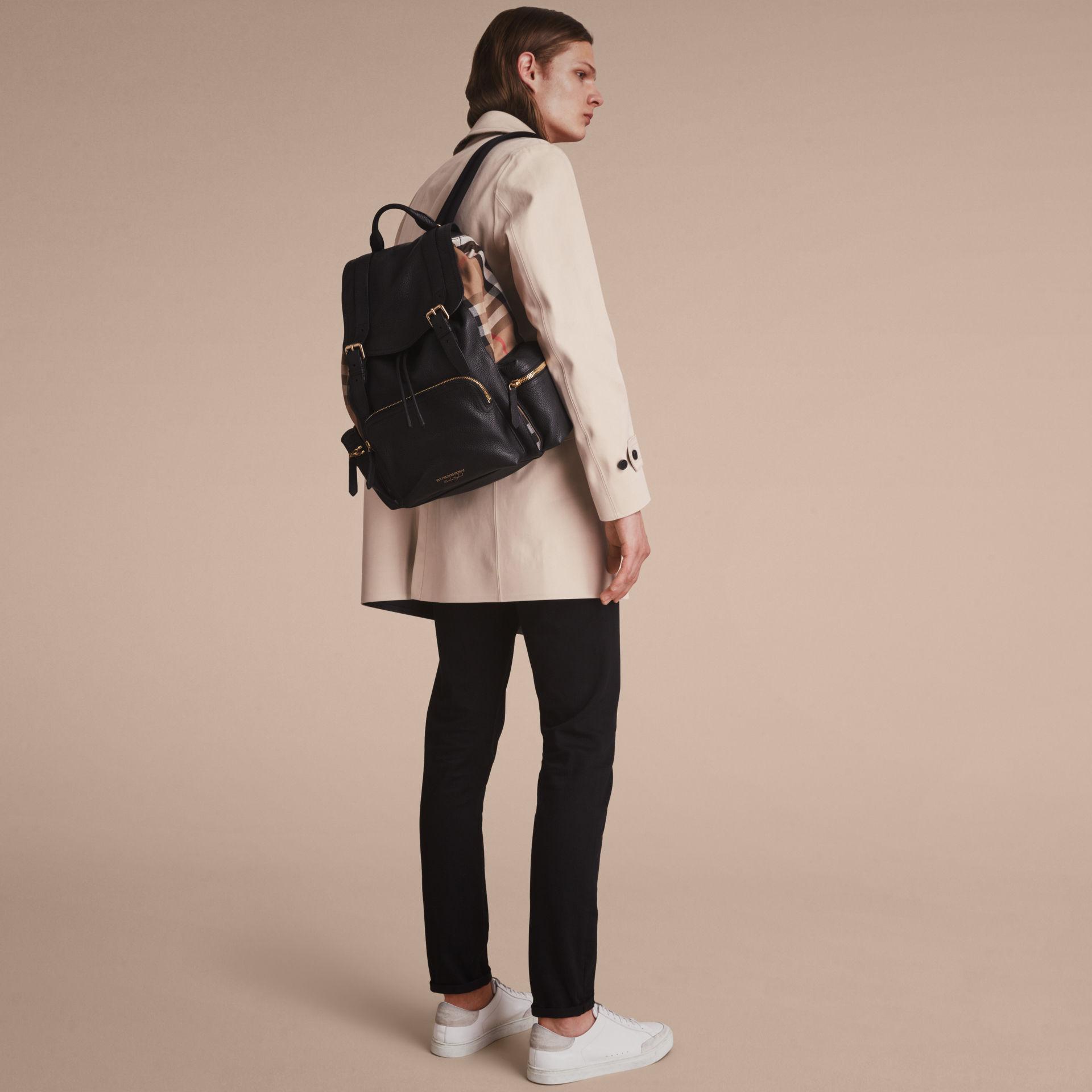 Burberry grainy discount leather backpack