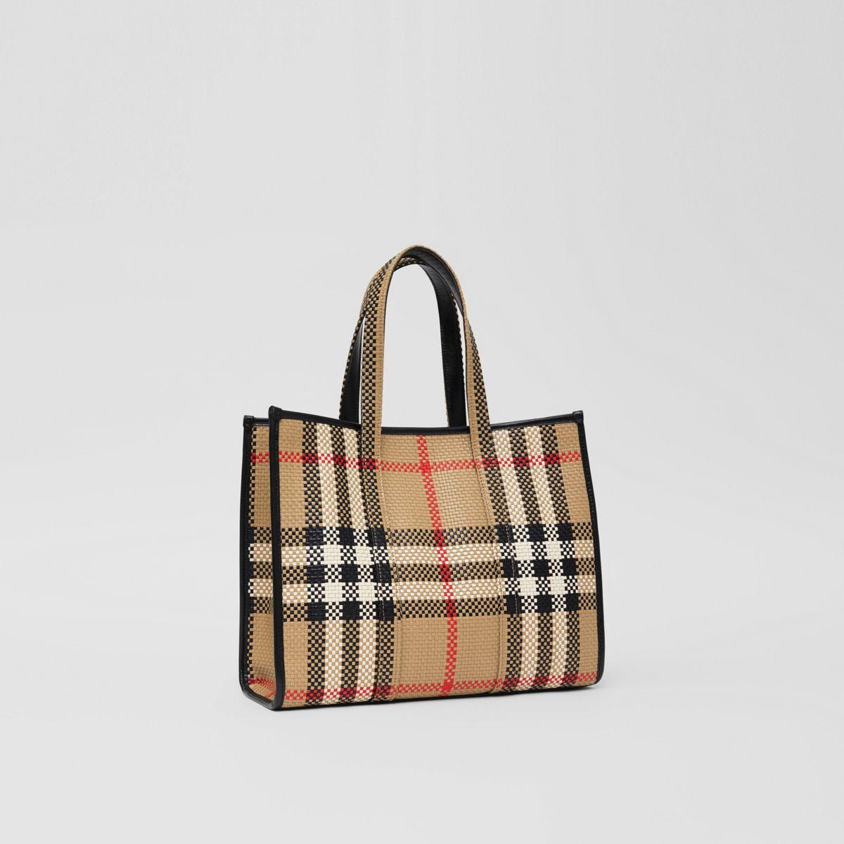 burberry pebble pouch