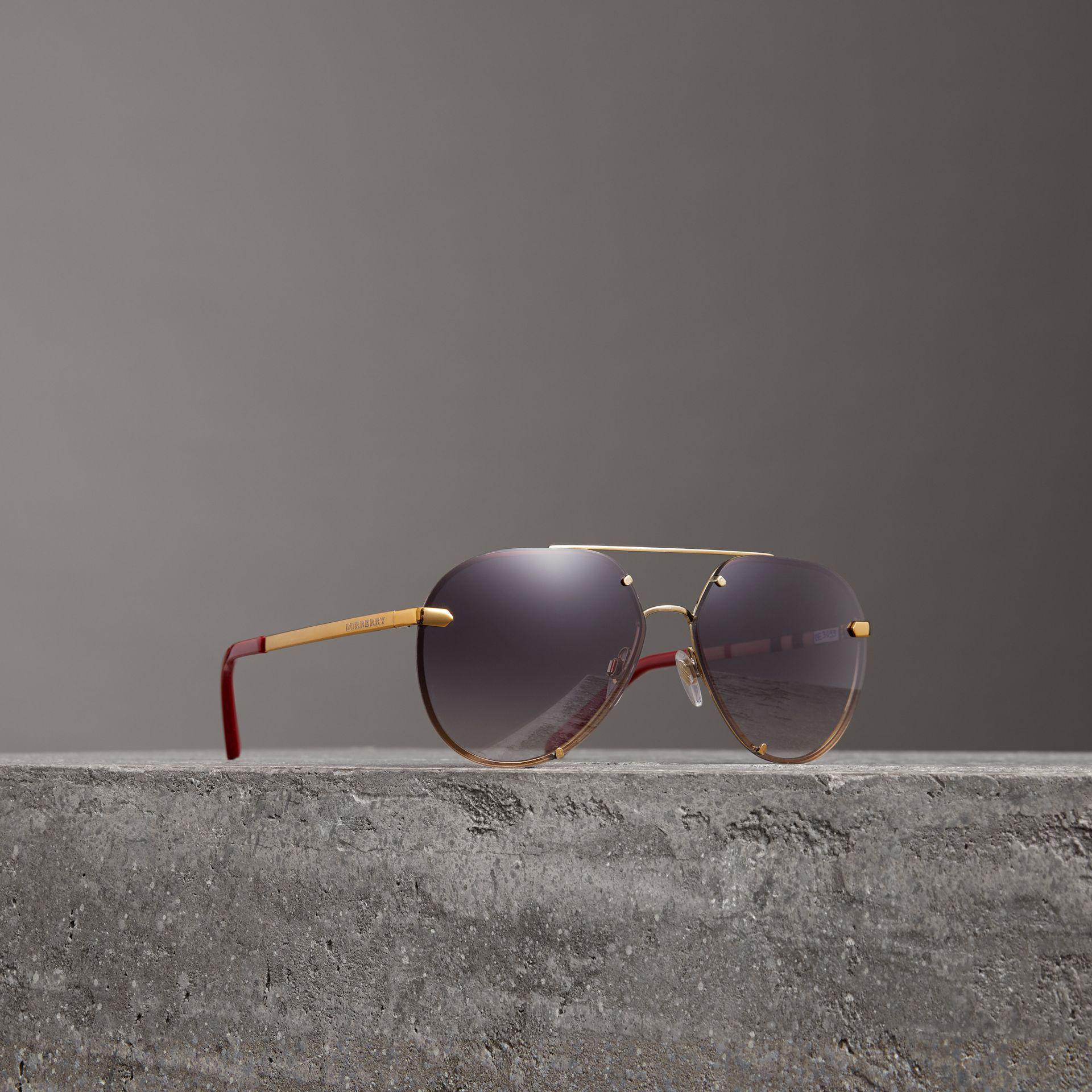 burberry sunglasses purple