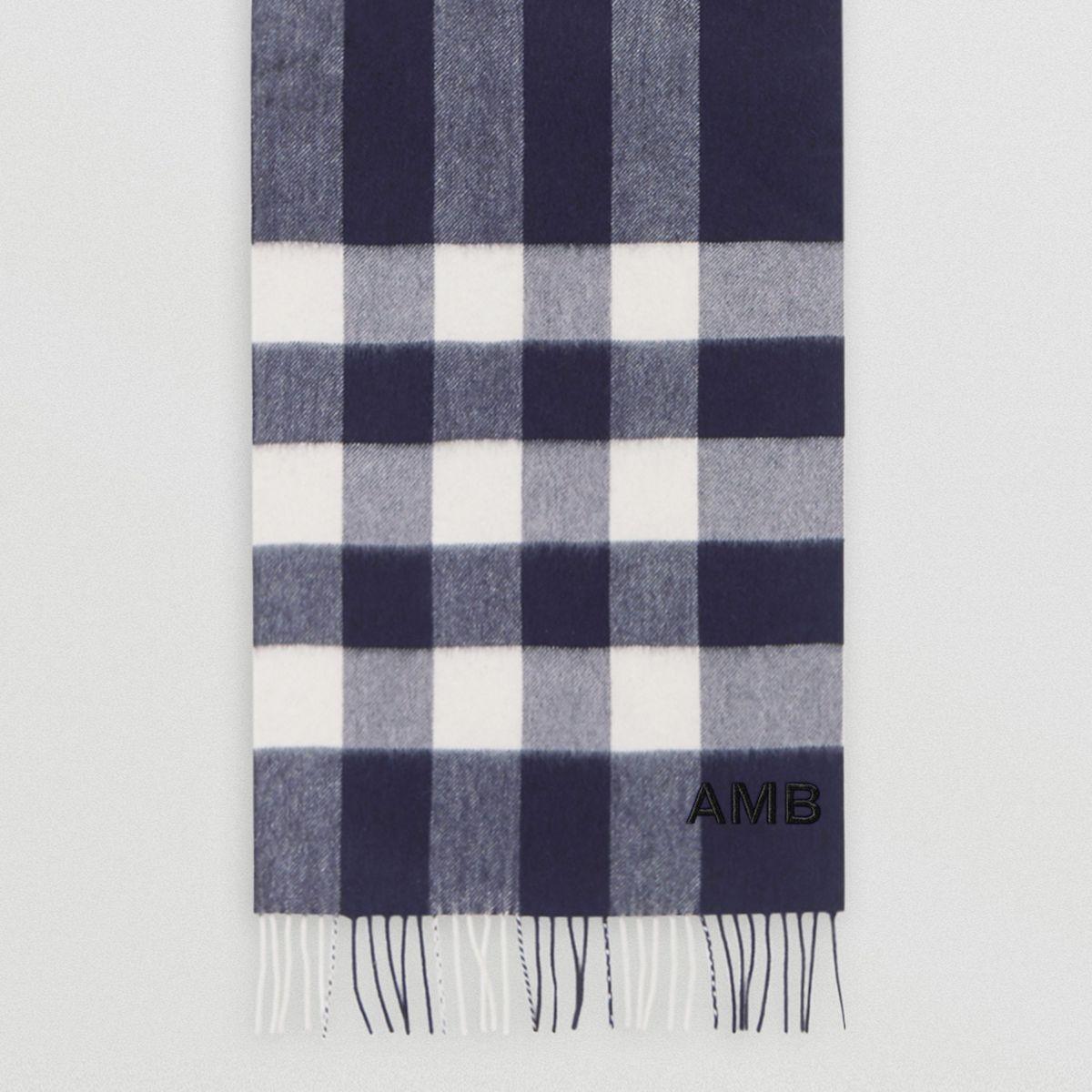 burberry the large classic cashmere scarf in check
