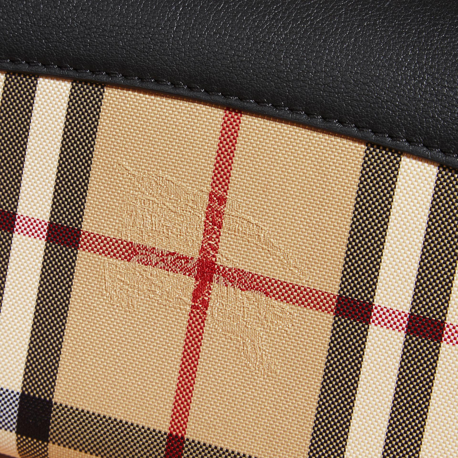 Burberry horseferry check discount