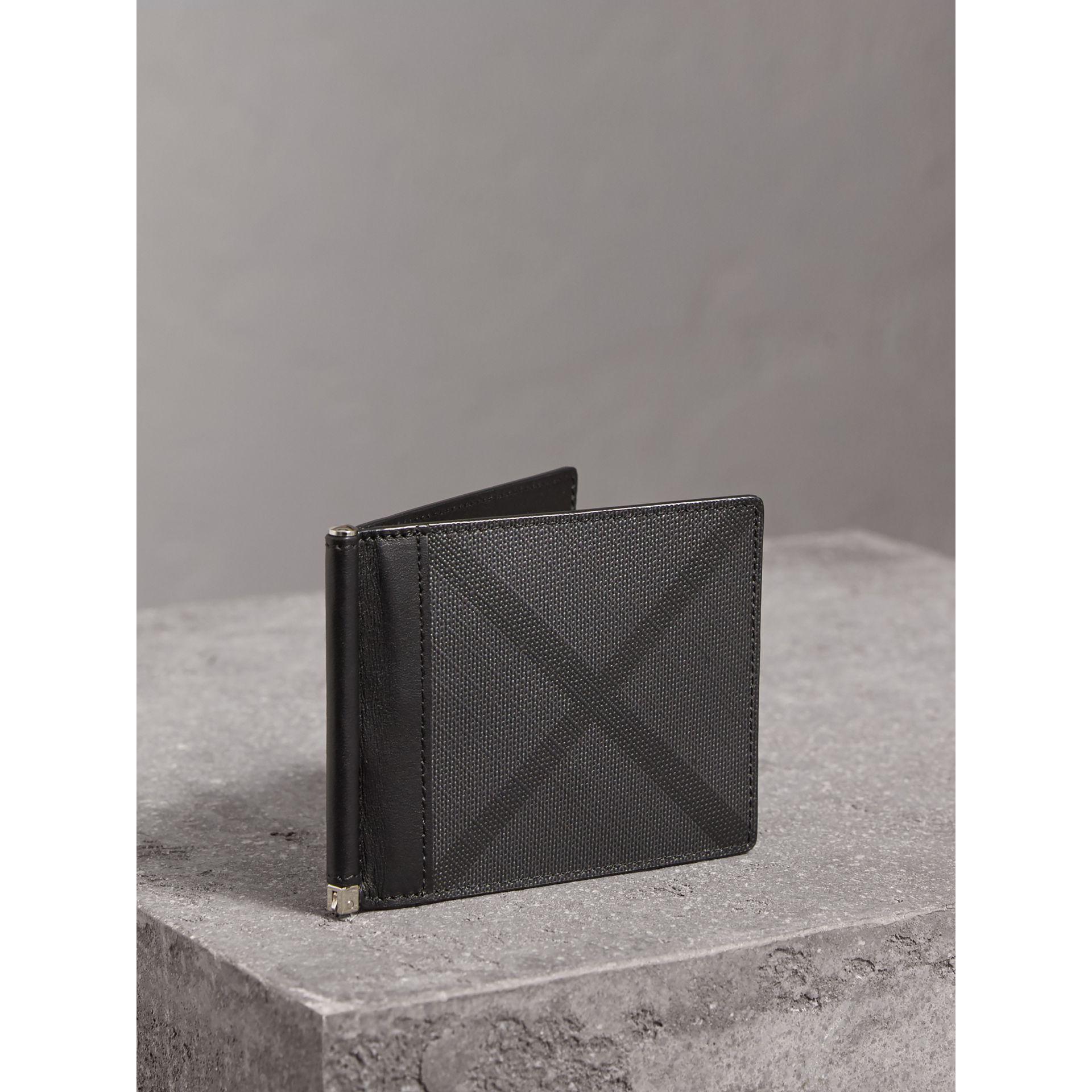 Burberry London Check Money Wallet in Charcoal/Black (Gray) for Men - Lyst
