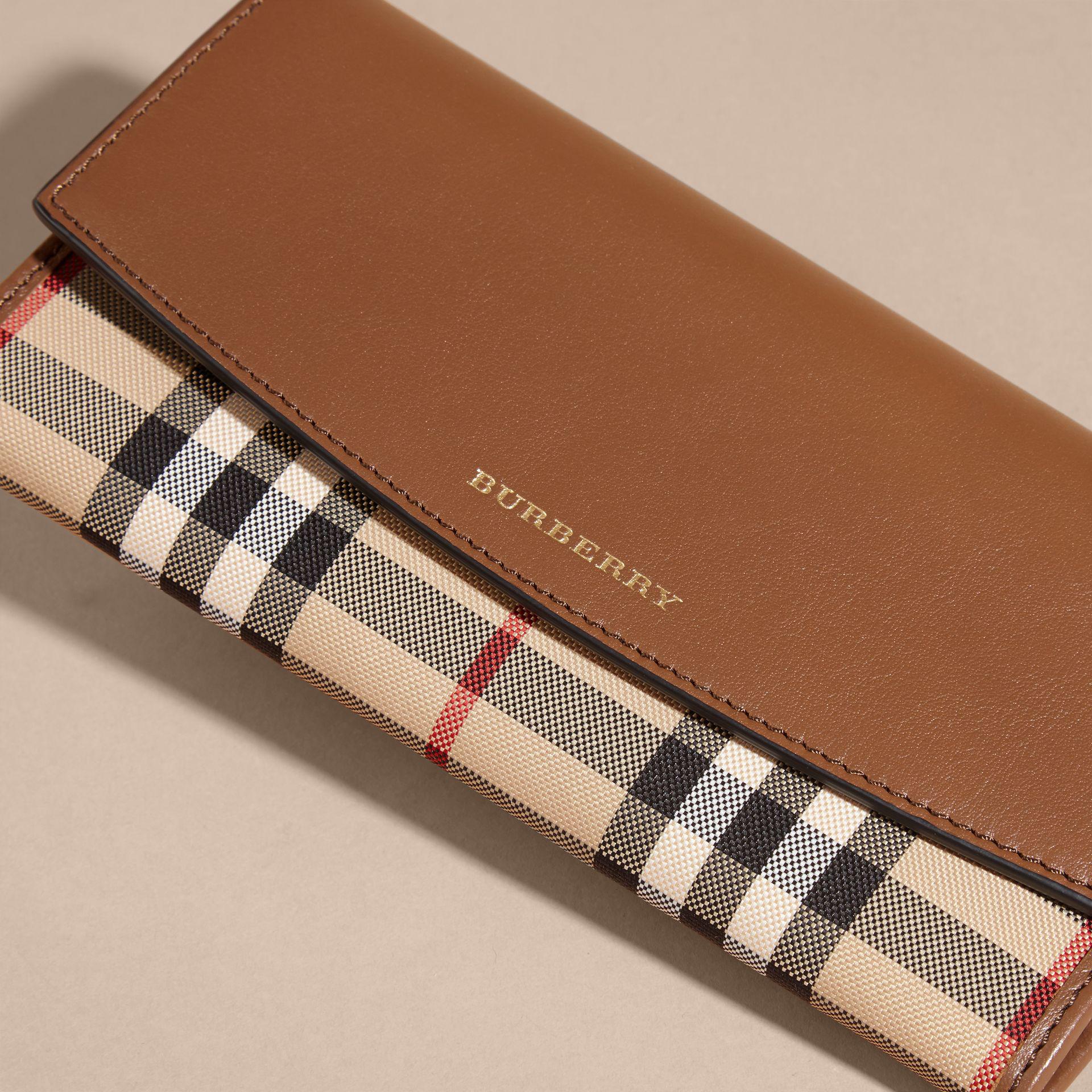 burberry horseferry check continental wallet