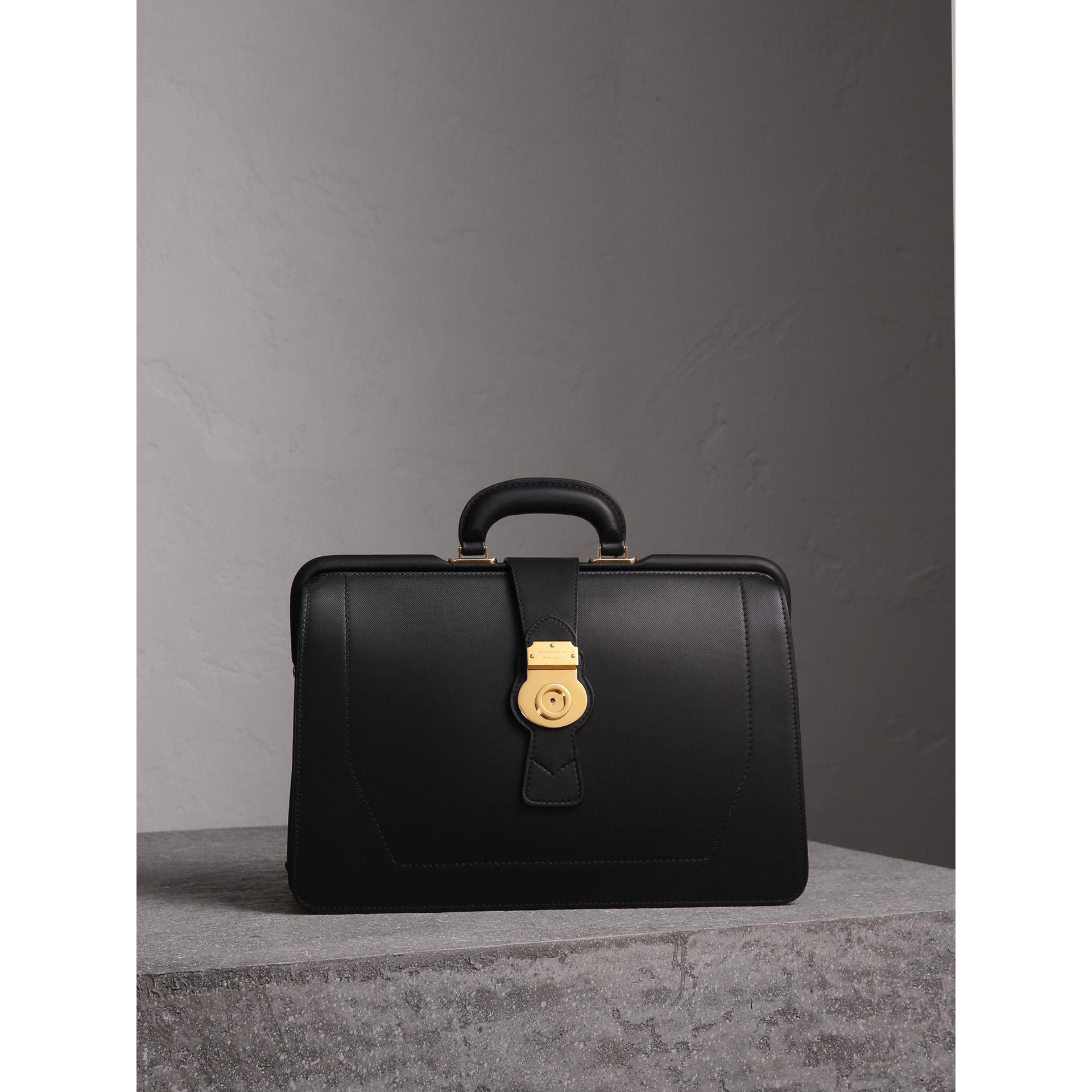 Burberry Leather The Dk88 Doctor's Bag in Black/Black (Black) for Men |  Lyst UK