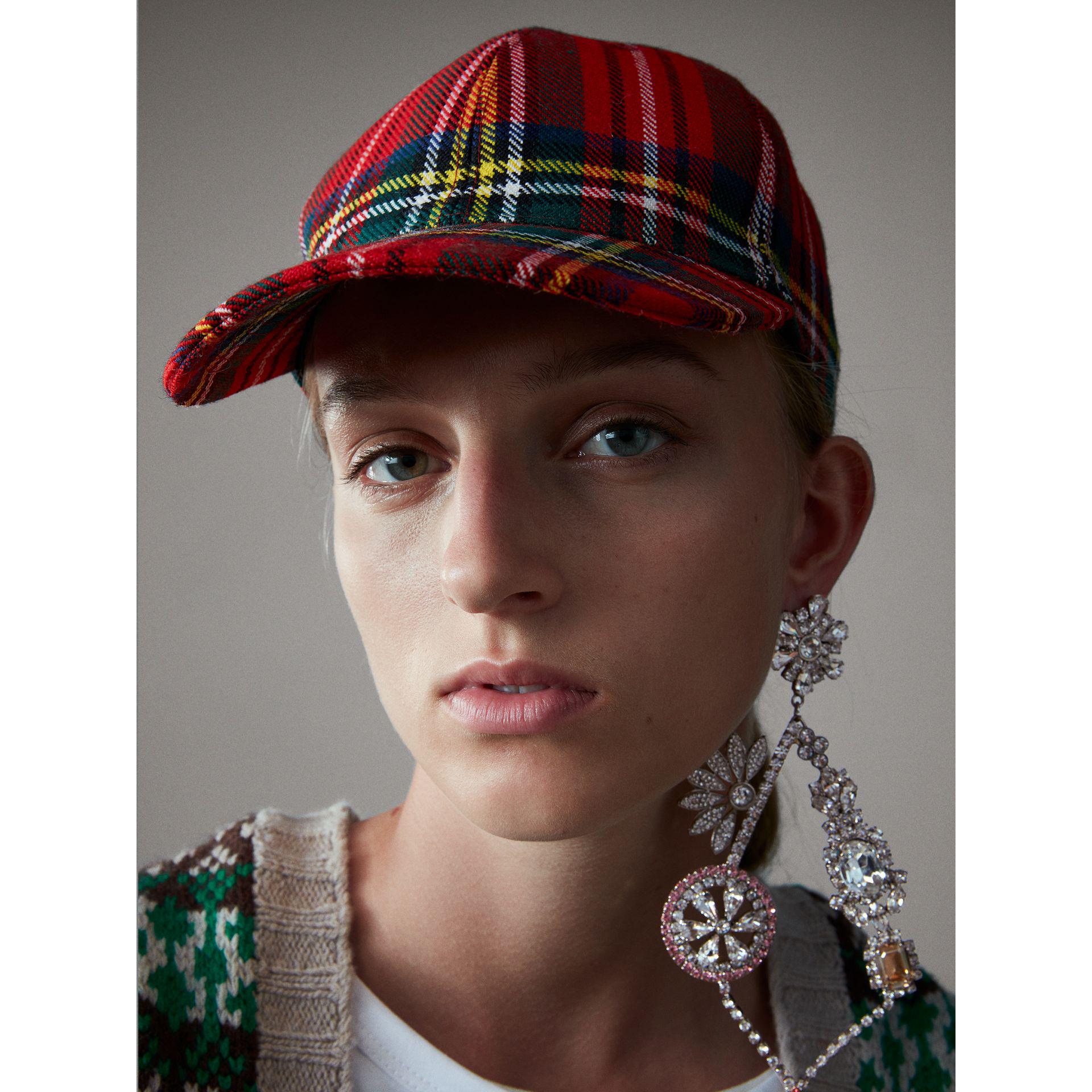 red burberry hat