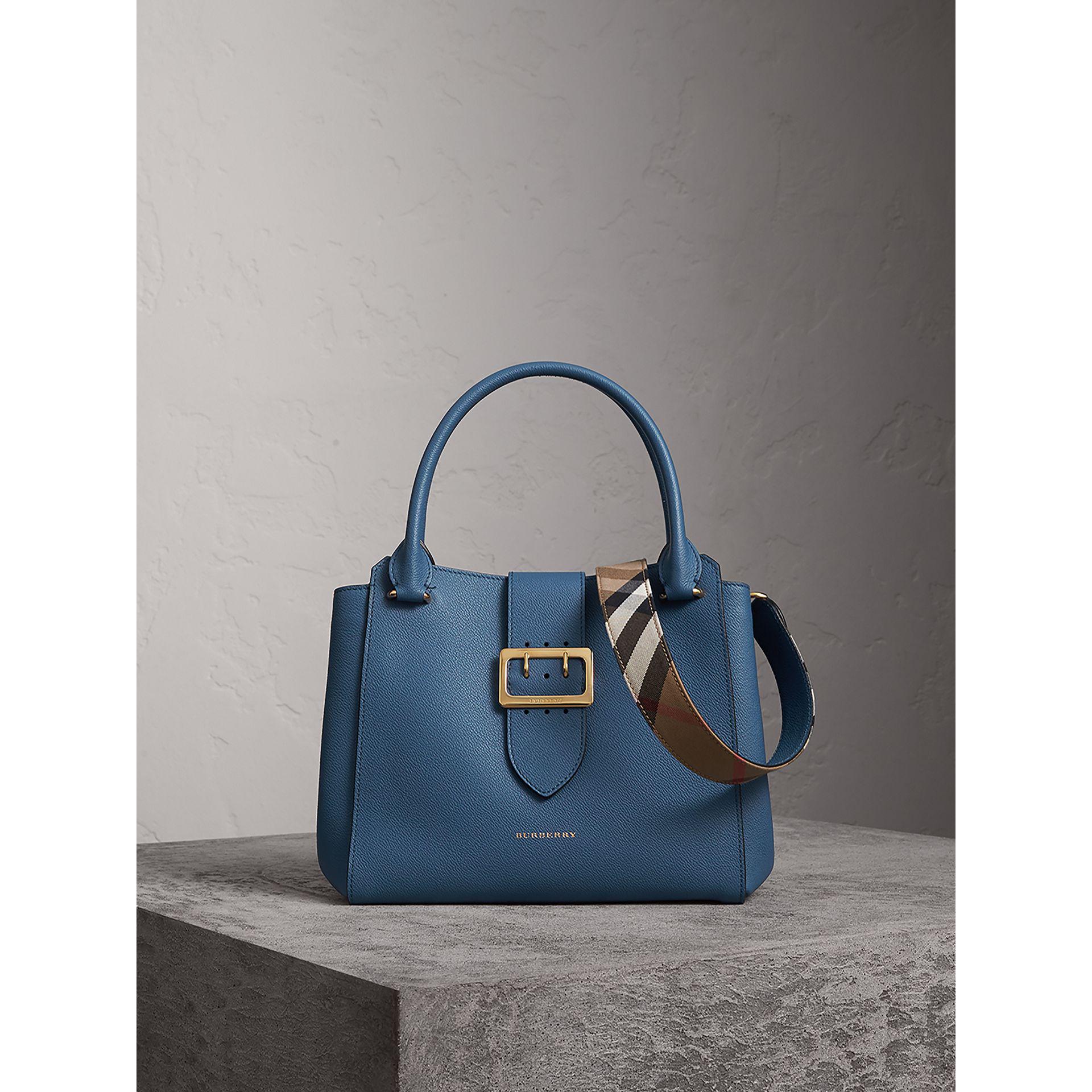 burberry buckle tote