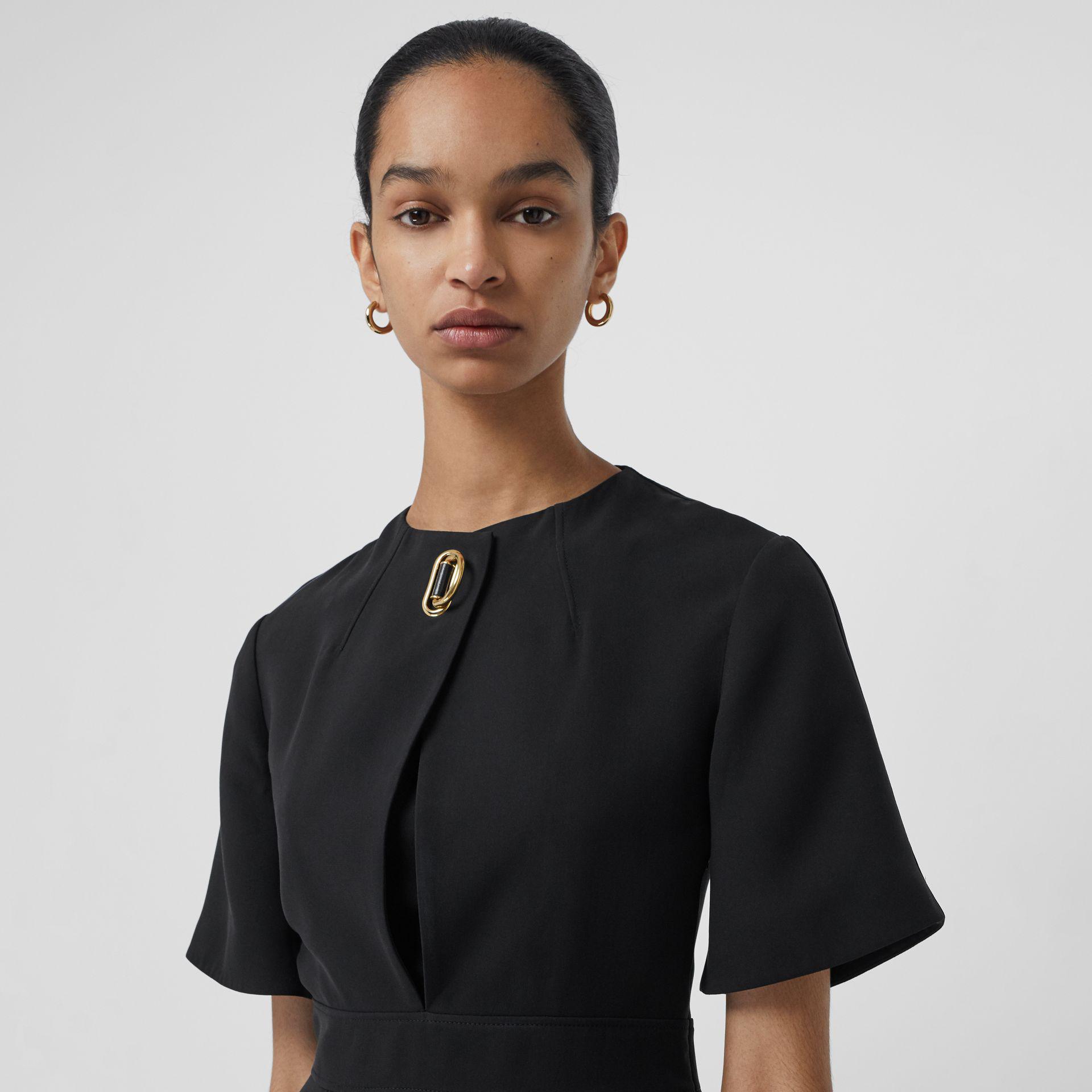 Burberry Short-sleeve D-ring Detail Silk Wool Dress in Black | Lyst