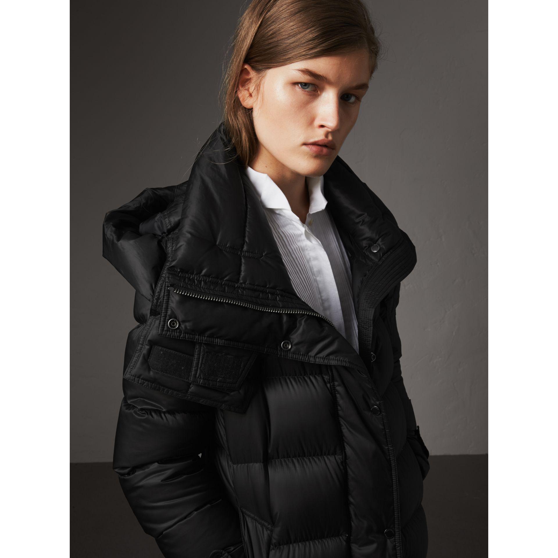 Burberry Detachable Hood Long Down-filled Puffer Coat in Black | Lyst