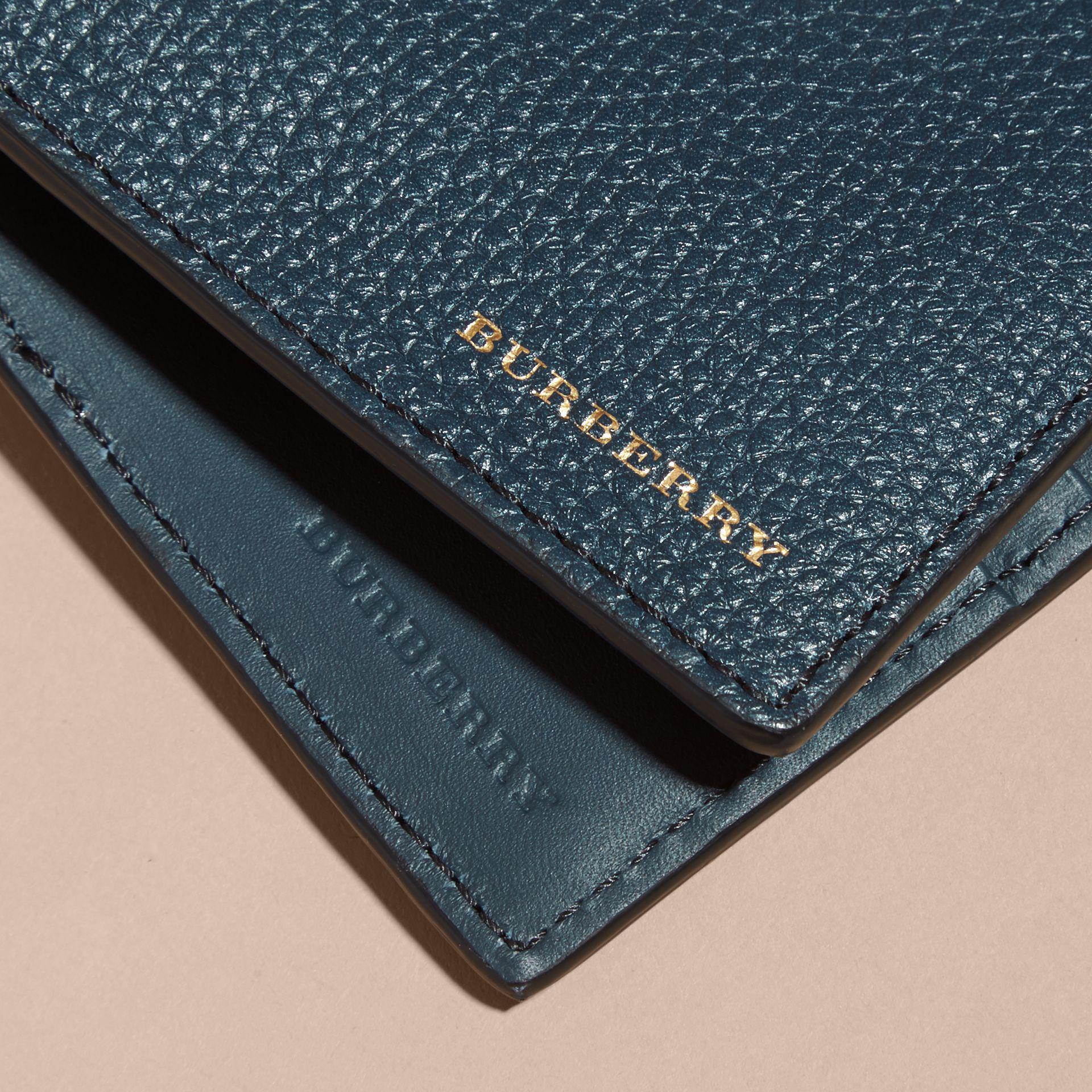 Faux Burberry Wallet Classic Check Design Leather Contrast Trim