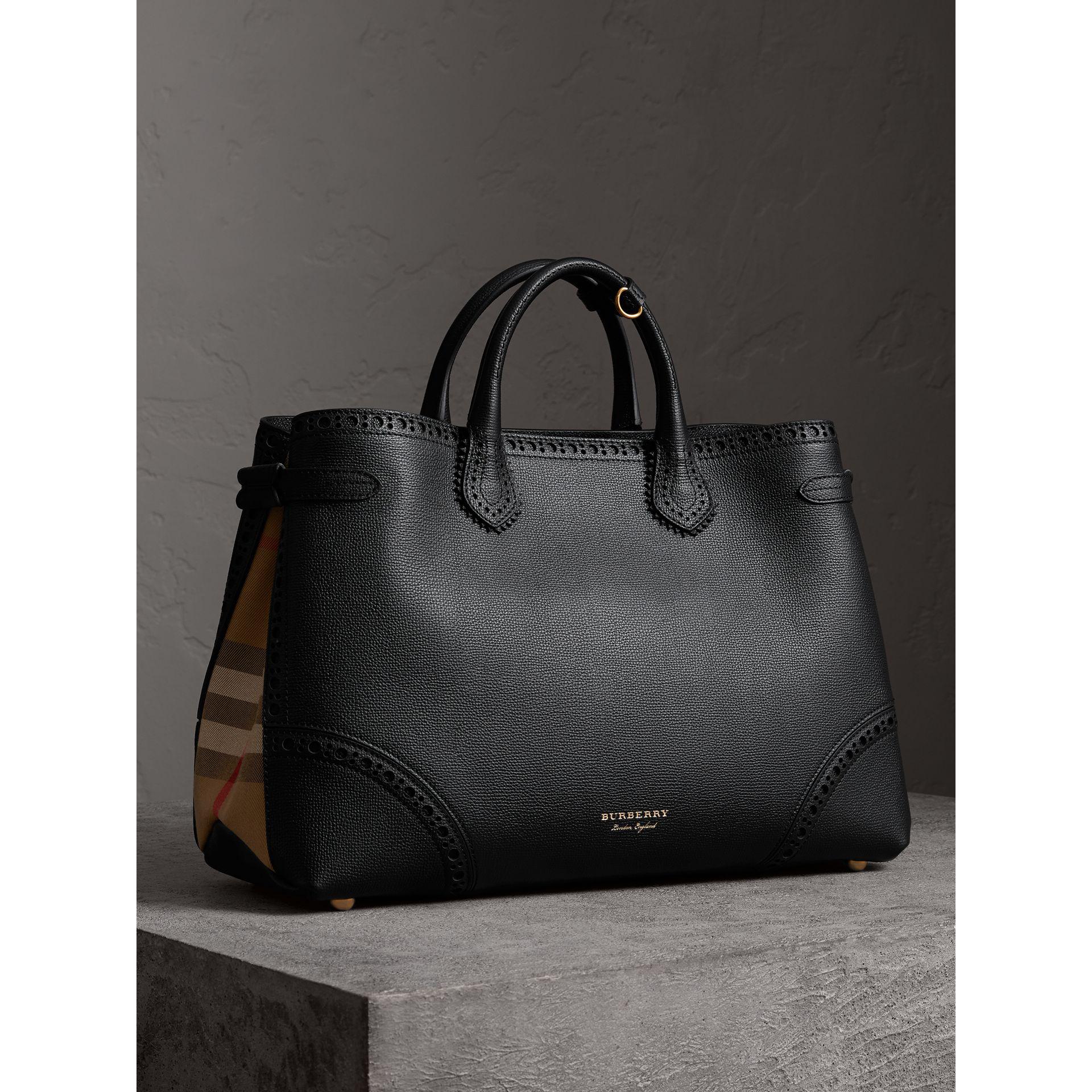 Burberry The Large Banner In Brogue Detail Leather in Black - Lyst