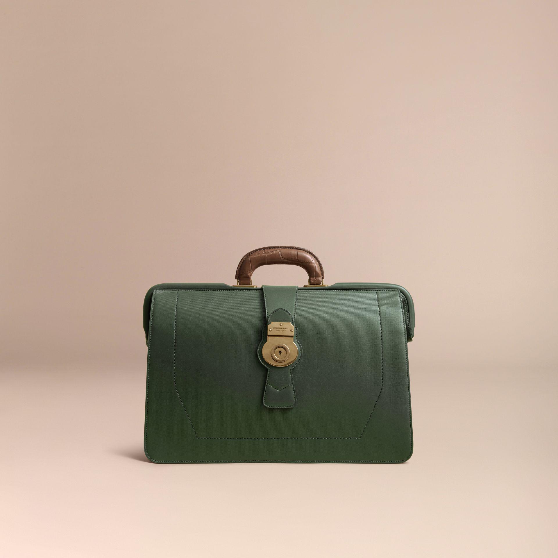 Burberry Leather The Dk88 Doctor's Bag With Alligator in Dark Forest Green  (Green) for Men - Lyst