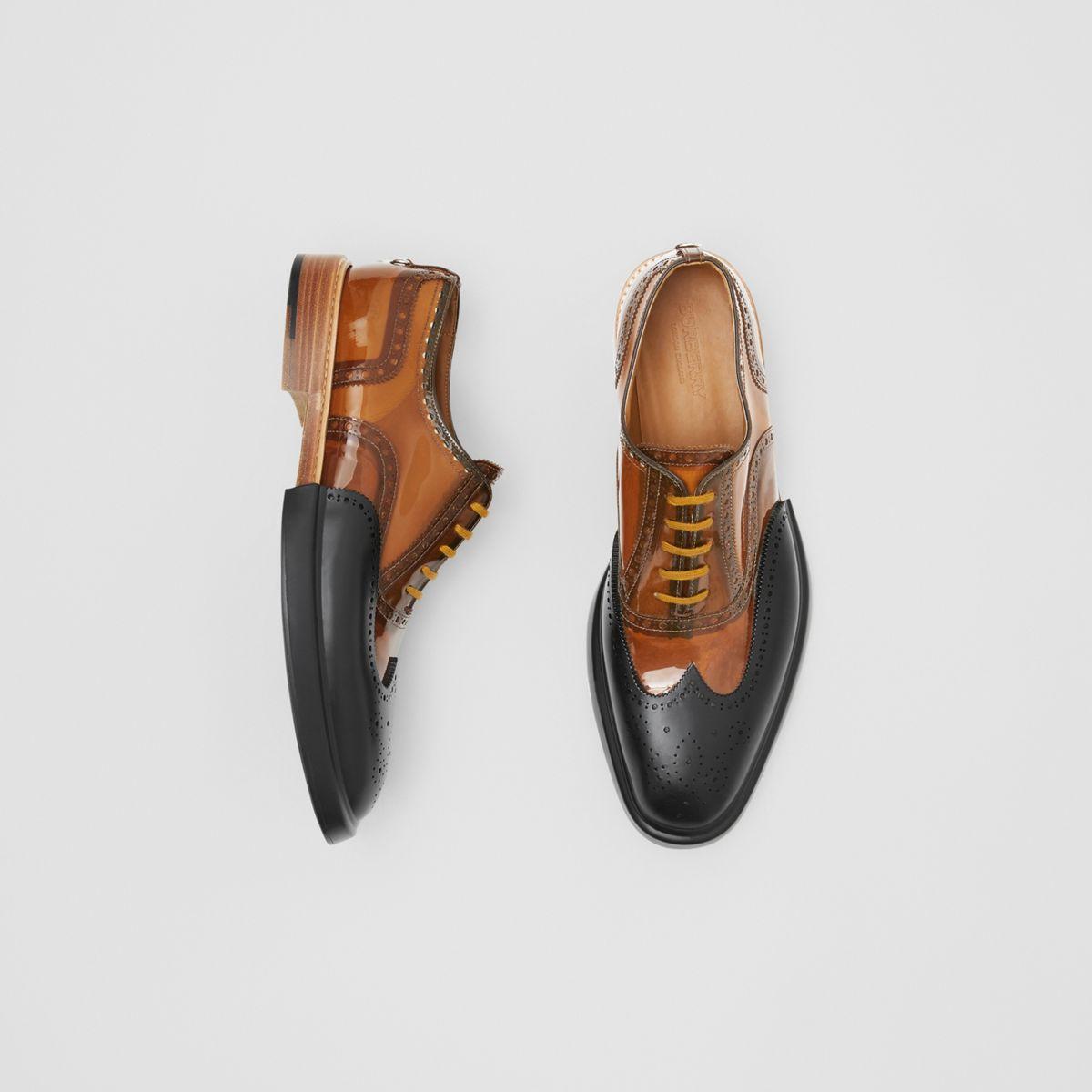 Burberry Toe Cap Detail Vinyl And Leather Oxford Brogues for Men | Lyst