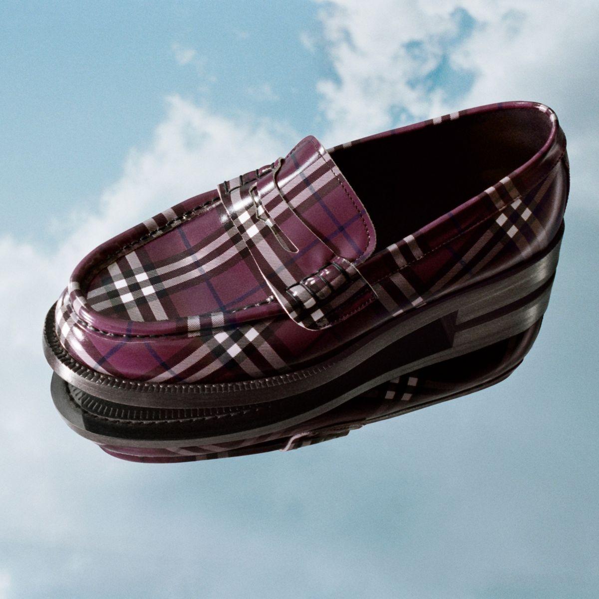 Burberry Gosha X Check Leather Loafers for Men | Lyst