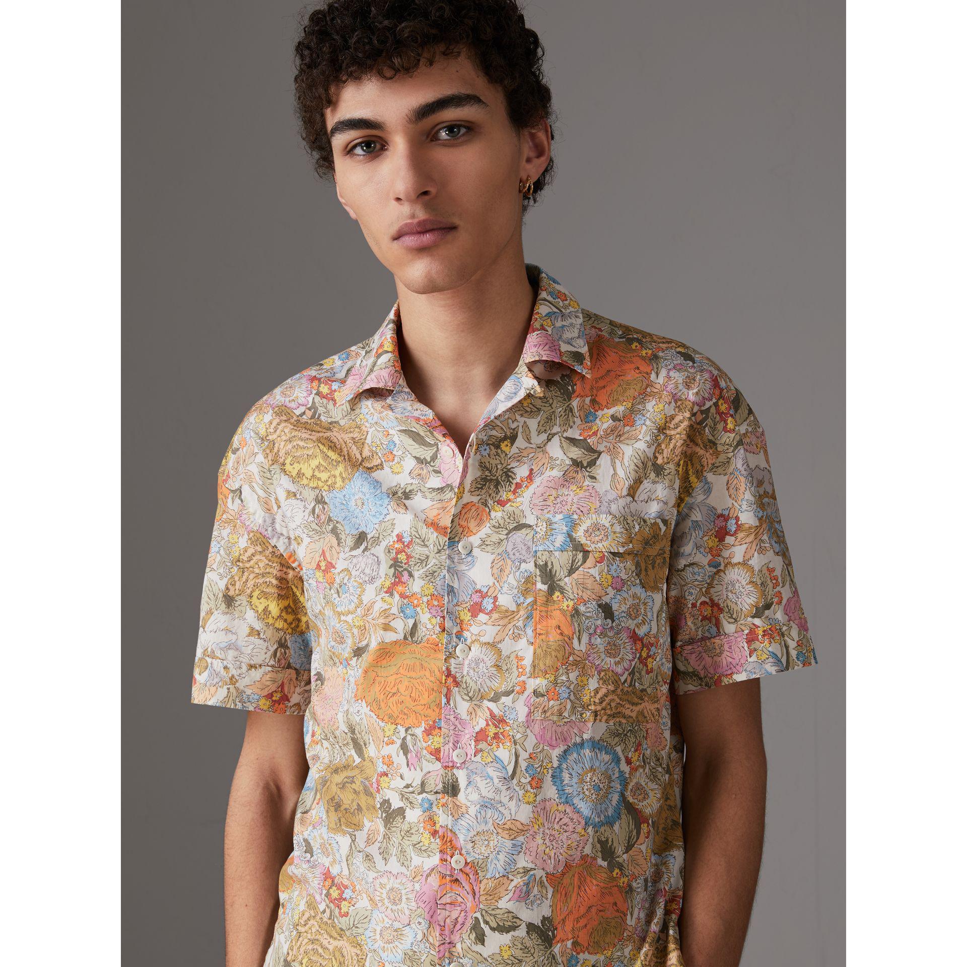 Burberry Short-sleeve Floral Print Cotton Shirt for Men | Lyst