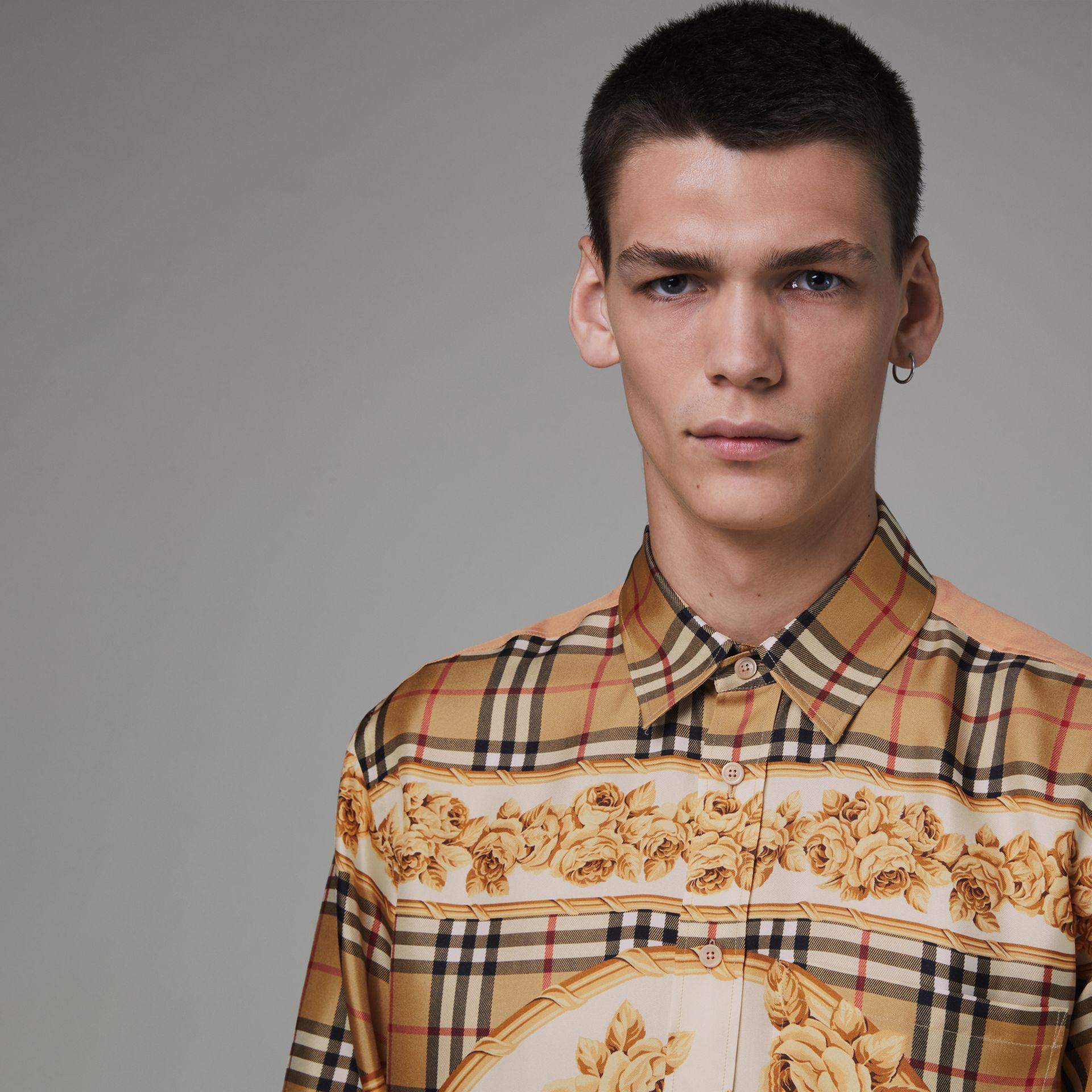 men scarf print shirt